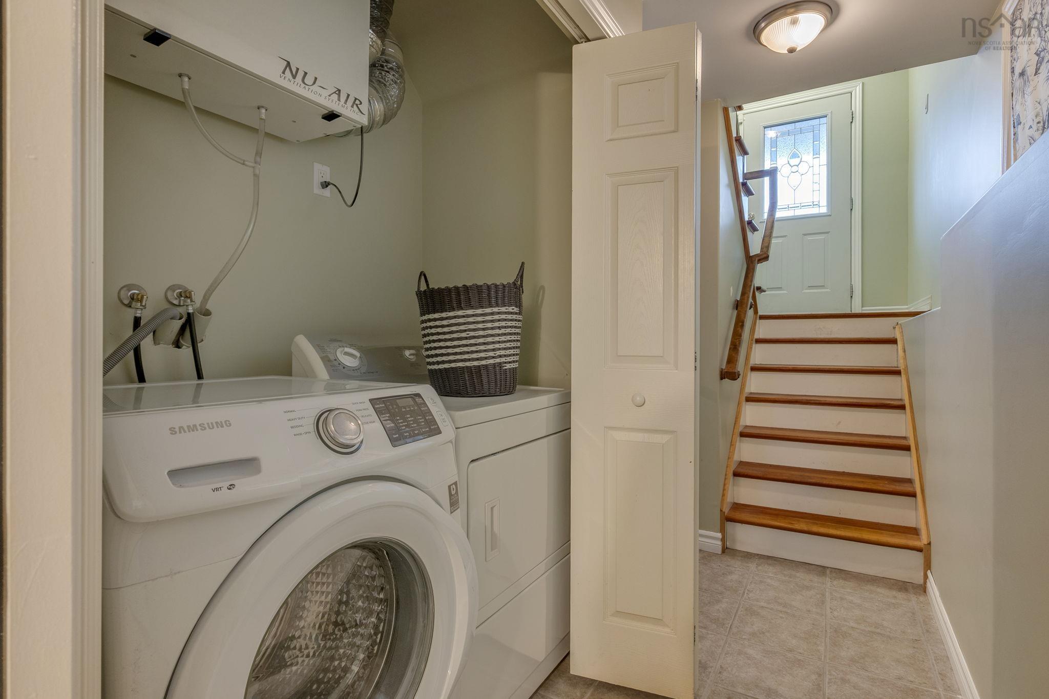 159 Village Green Lane, Dartmouth, NS (MLS 202601004)