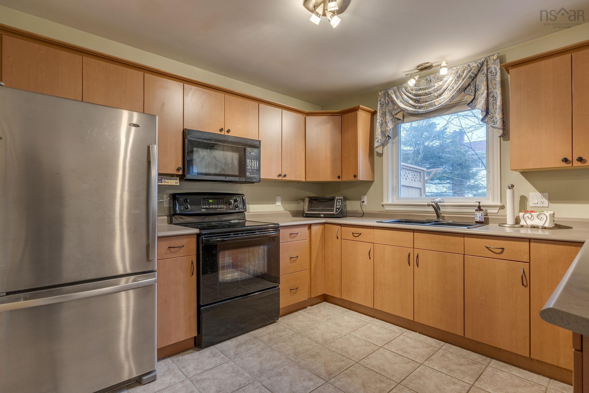 159 Village Green Lane, Dartmouth, NS (MLS 202601004)