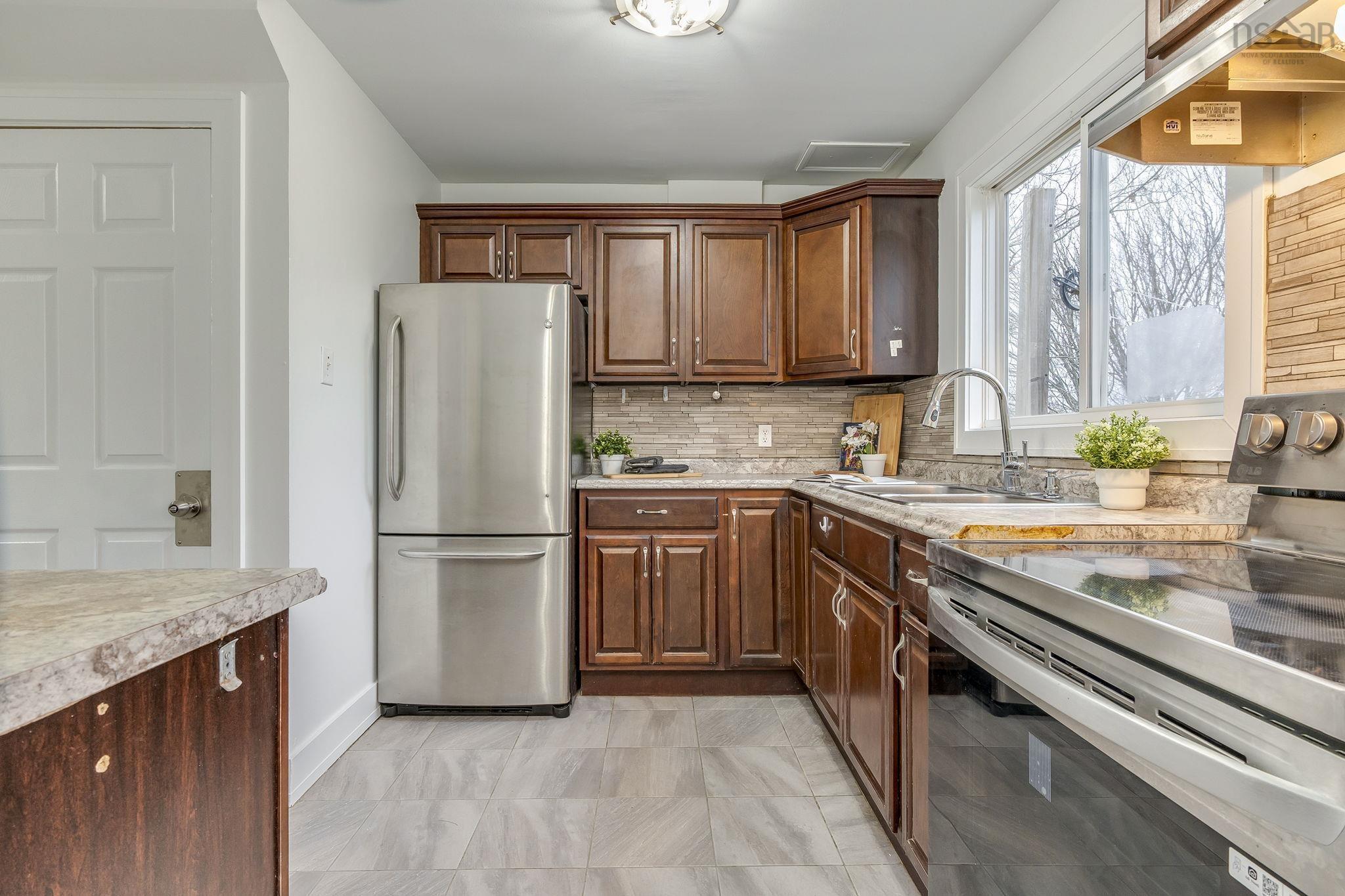 $428,800.00: 30 Cole Drive, Cole Harbour