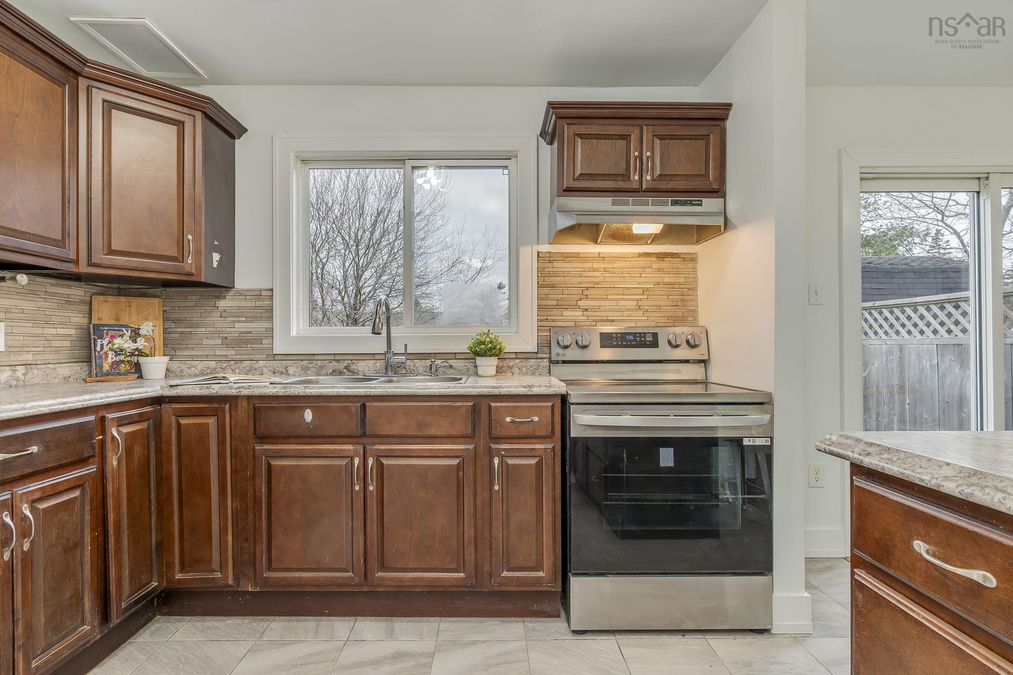 $428,800.00: 30 Cole Drive, Cole Harbour