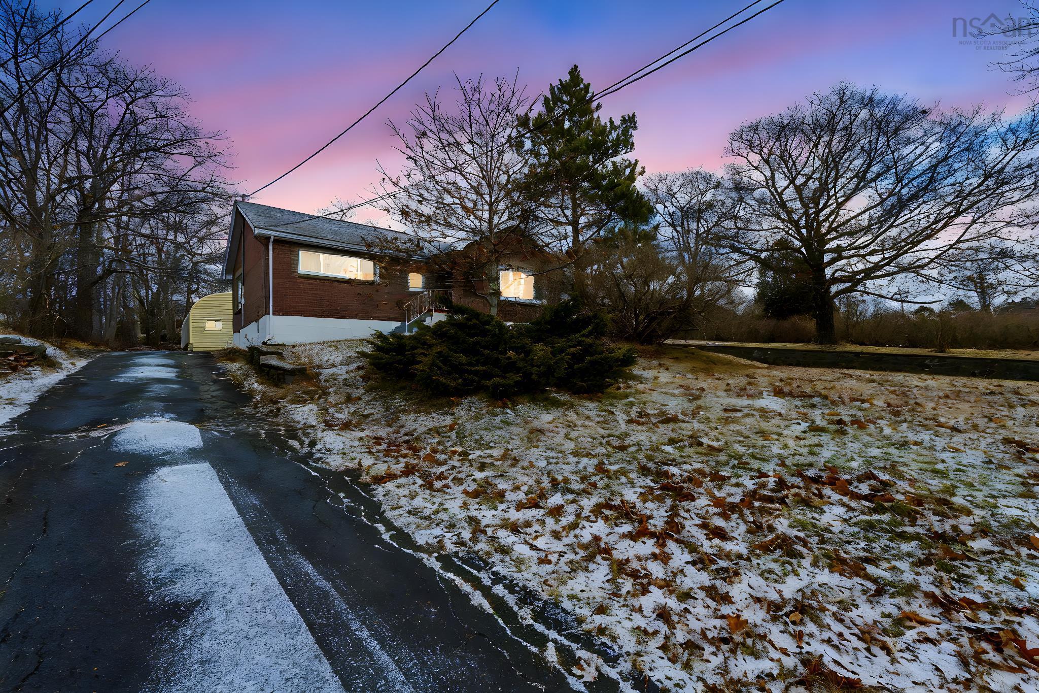 $514,000.00: 282 Rocky Lake Drive, Bedford