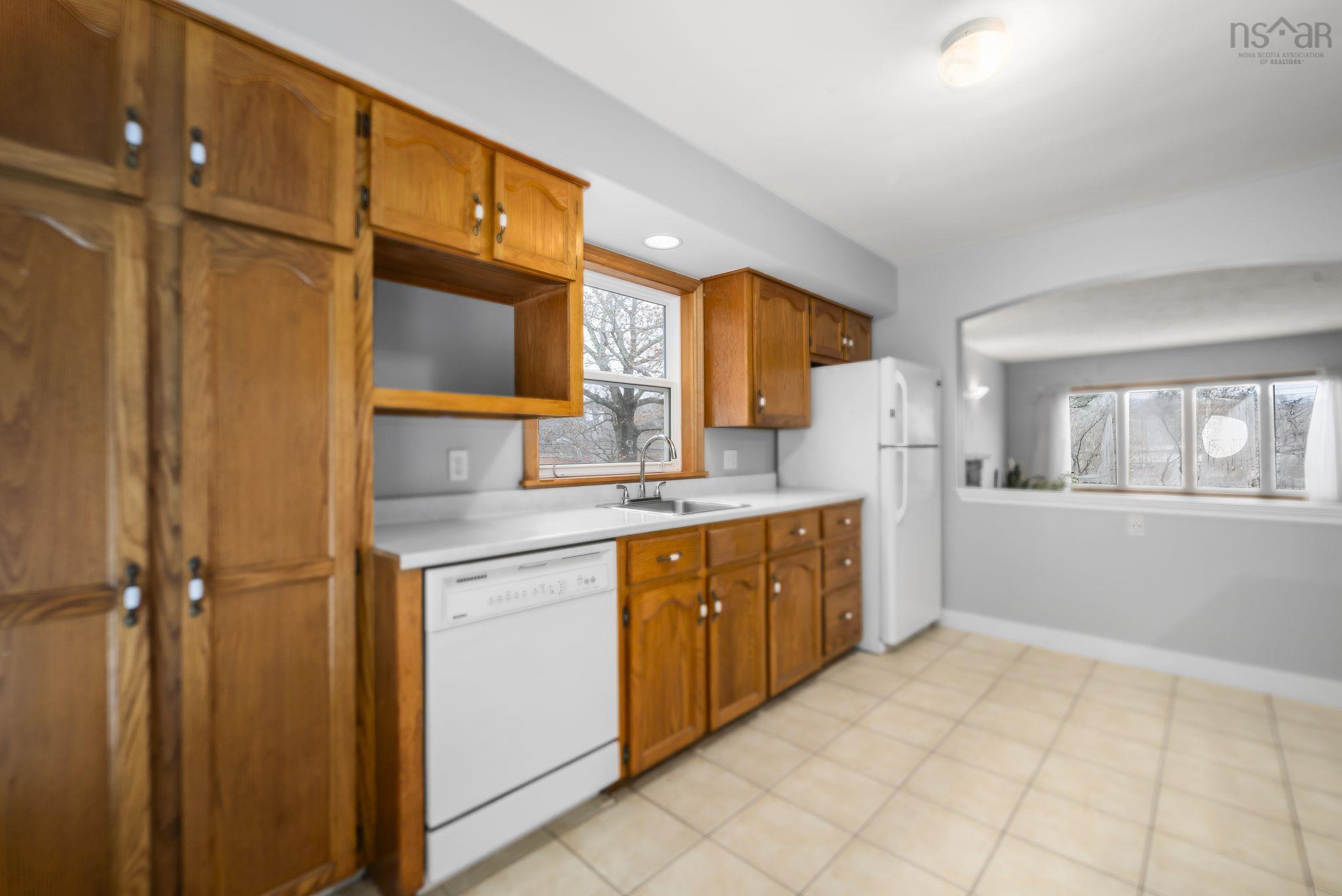 $514,000.00: 282 Rocky Lake Drive, Bedford