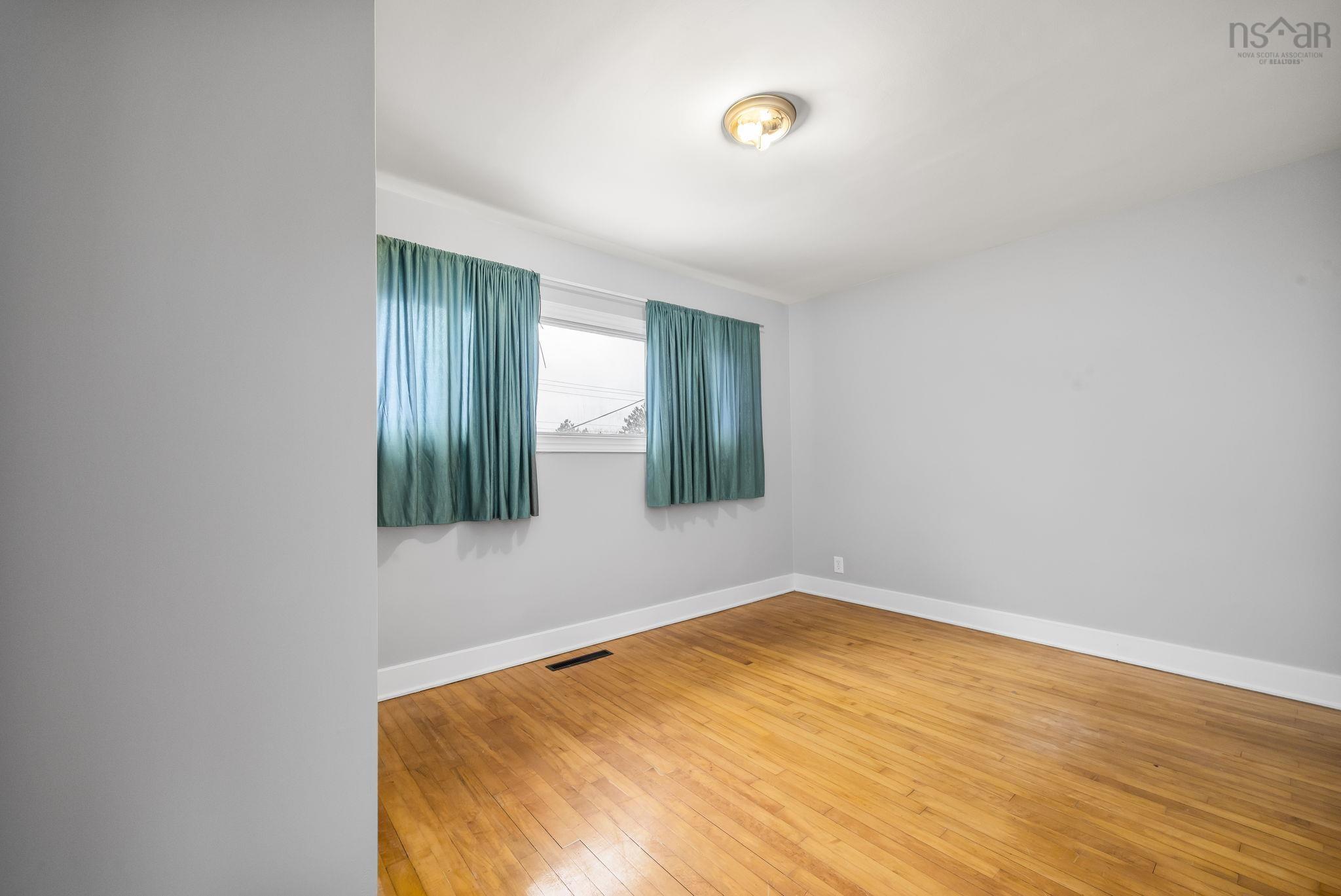 $514,000.00: 282 Rocky Lake Drive, Bedford