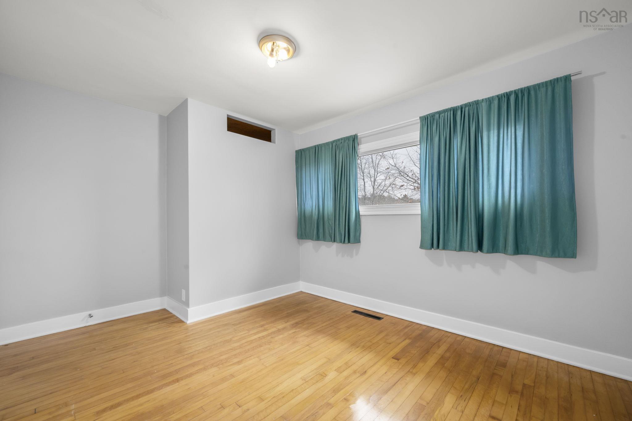 $514,000.00: 282 Rocky Lake Drive, Bedford