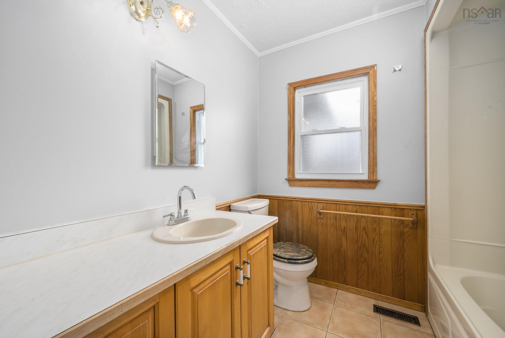 $514,000.00: 282 Rocky Lake Drive, Bedford