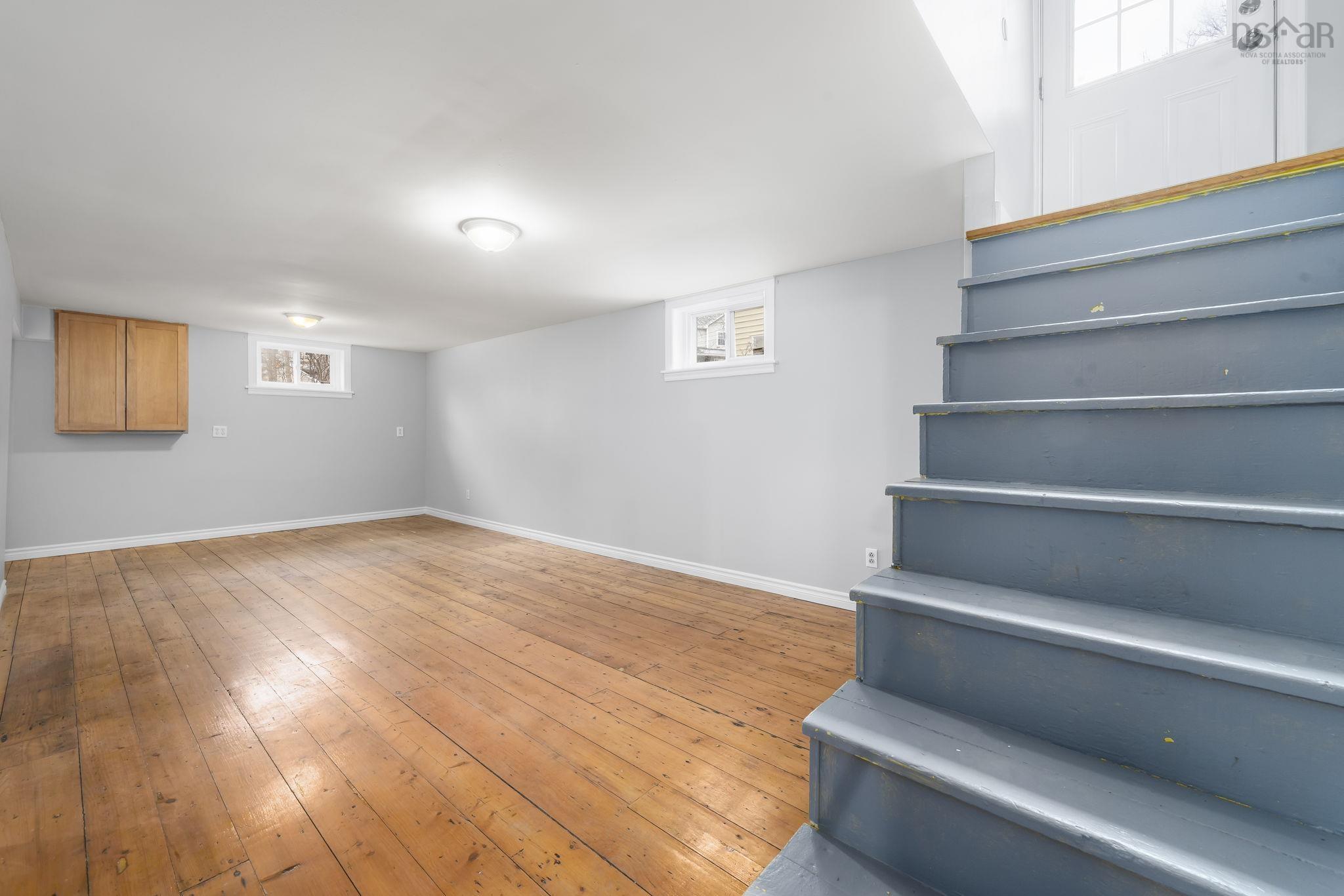 $514,000.00: 282 Rocky Lake Drive, Bedford