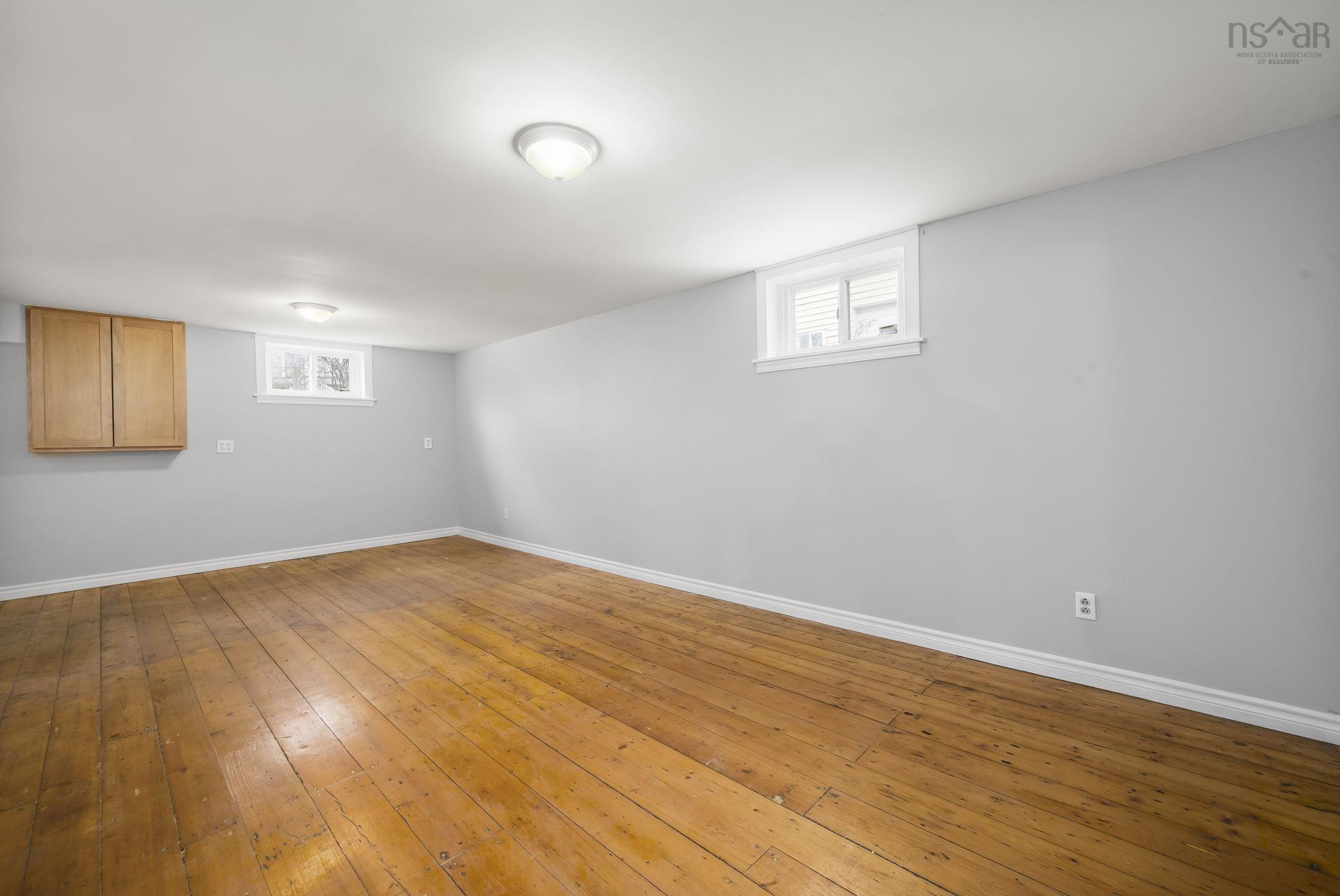 $514,000.00: 282 Rocky Lake Drive, Bedford