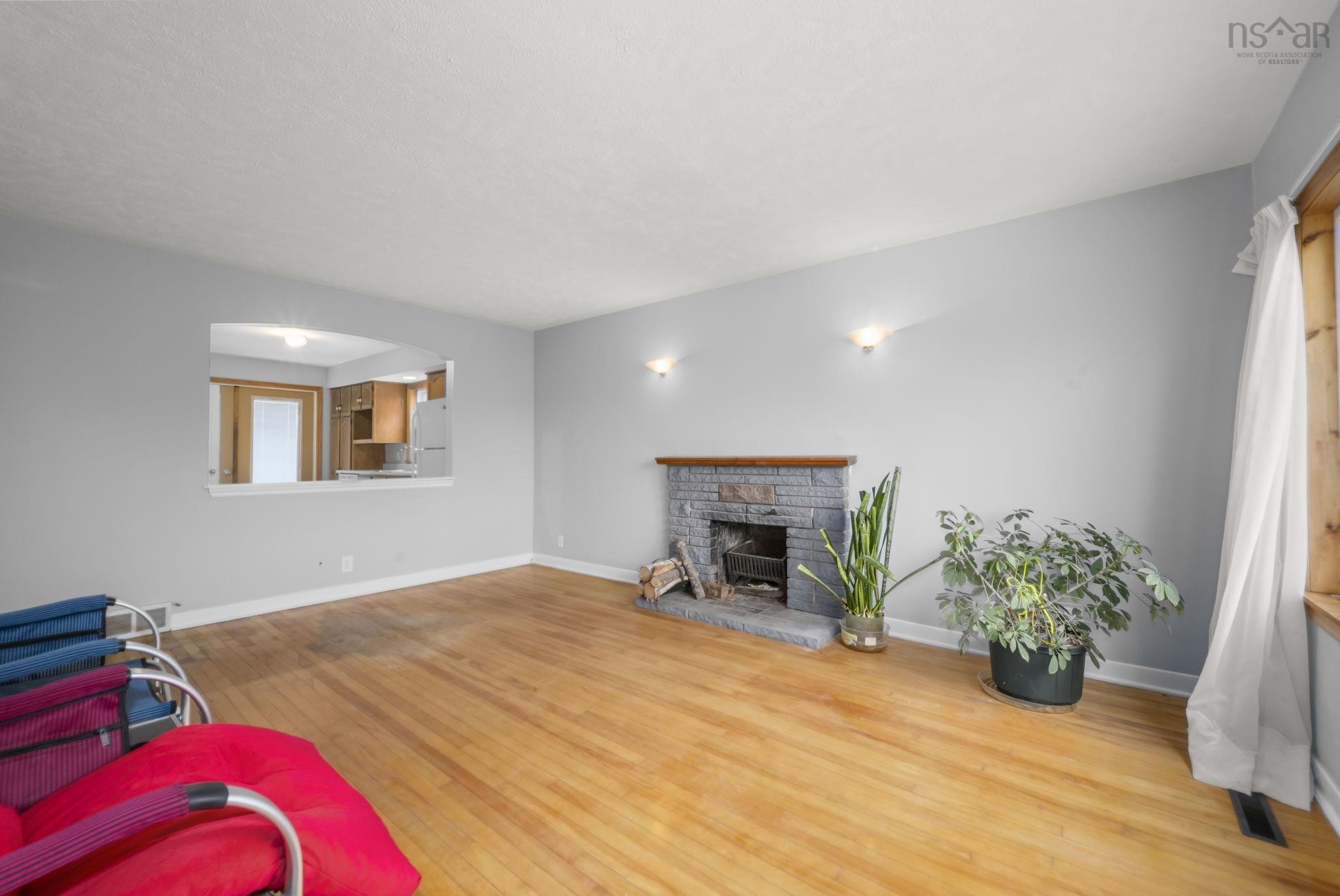 $514,000.00: 282 Rocky Lake Drive, Bedford