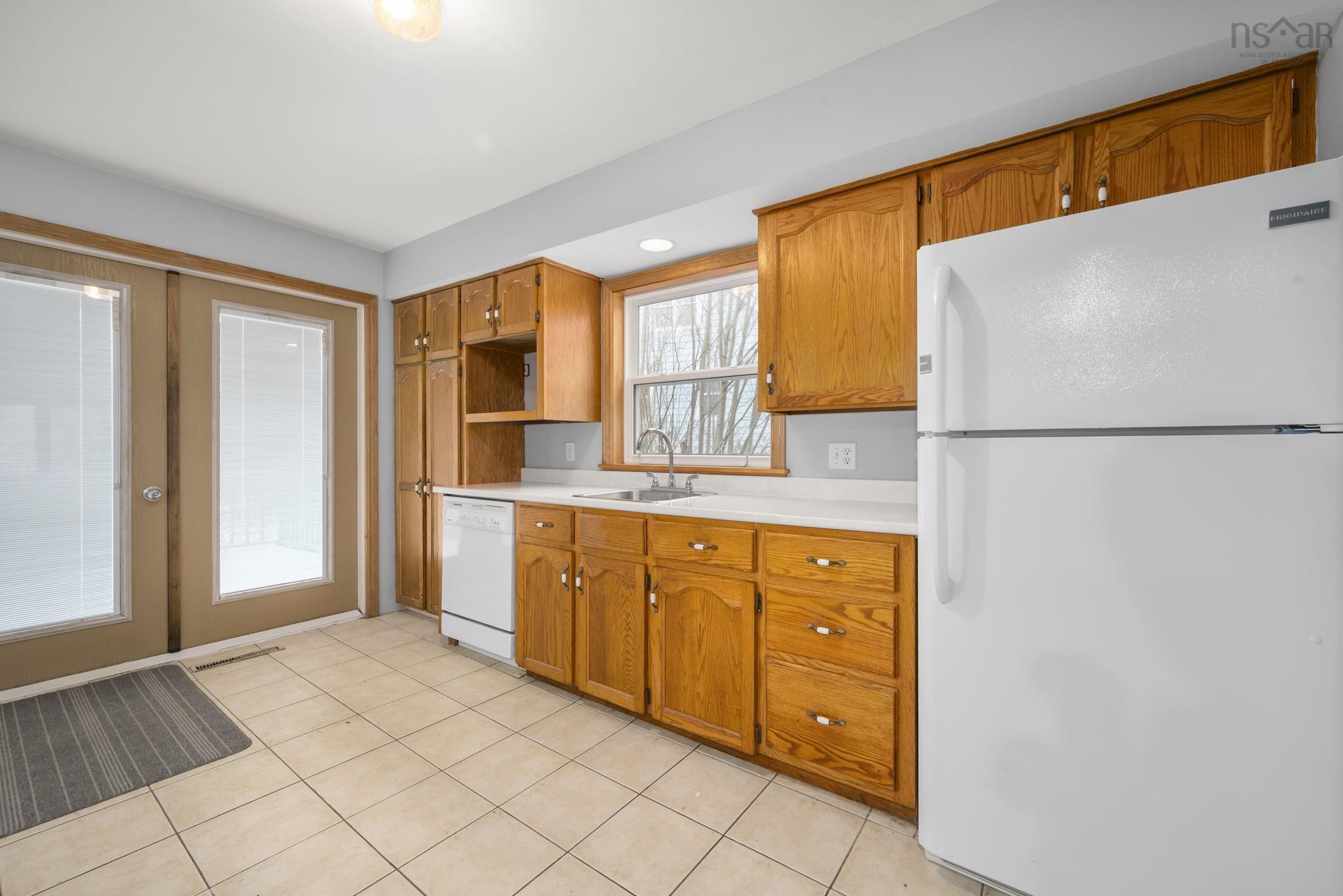 $514,000.00: 282 Rocky Lake Drive, Bedford