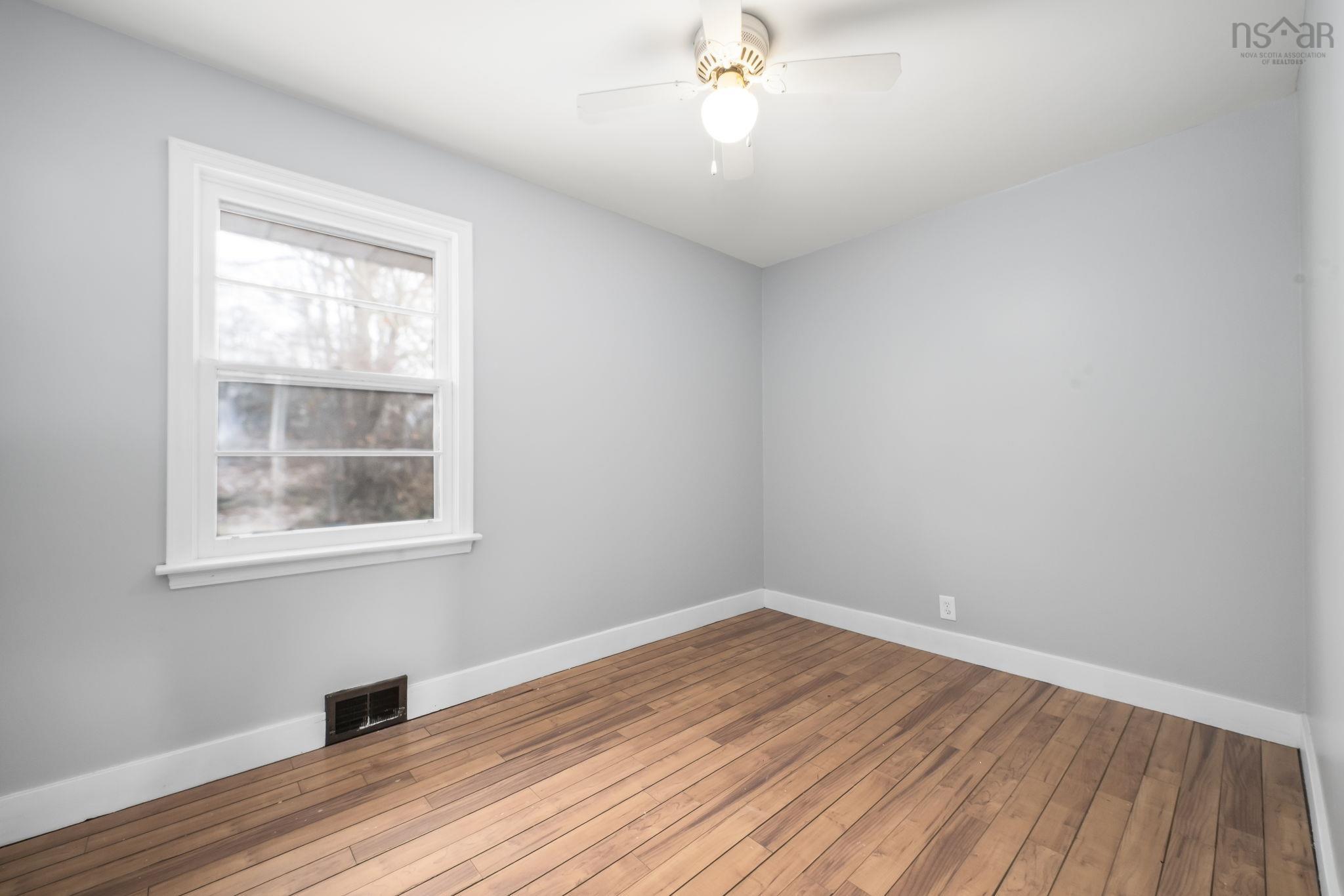 $479,000.00: 276 Rocky Lake Drive, Bedford