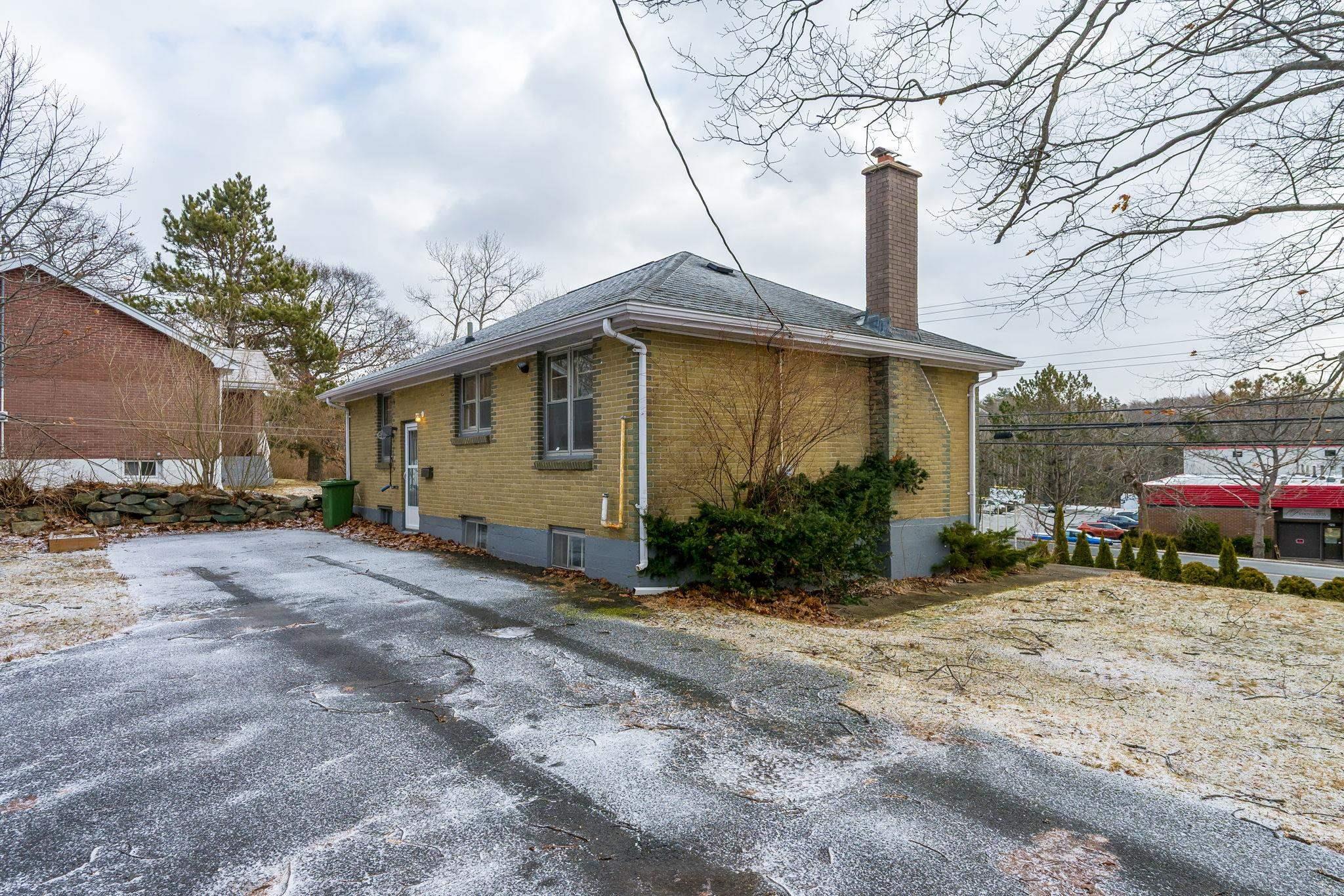 $479,000.00: 276 Rocky Lake Drive, Bedford