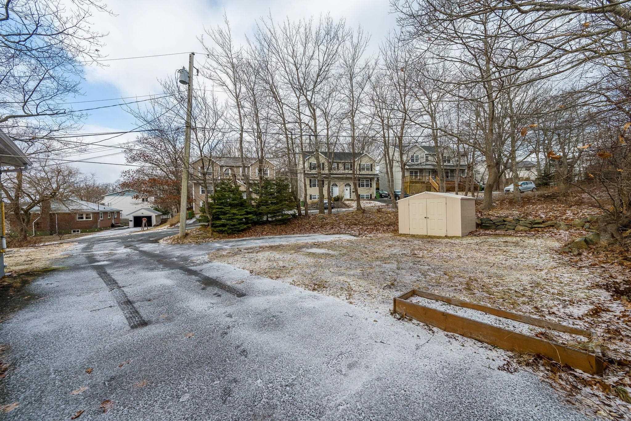 $479,000.00: 276 Rocky Lake Drive, Bedford