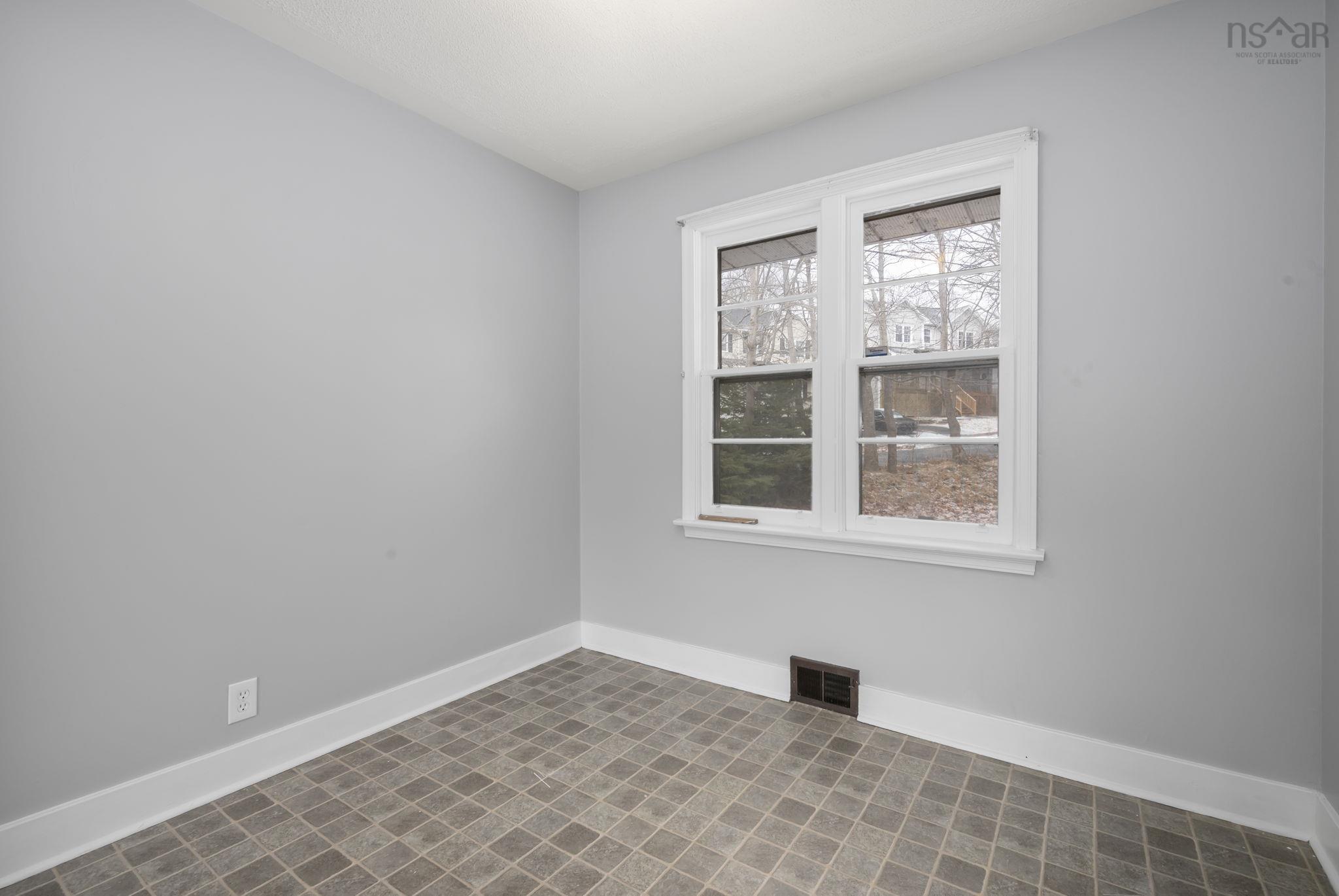 $479,000.00: 276 Rocky Lake Drive, Bedford