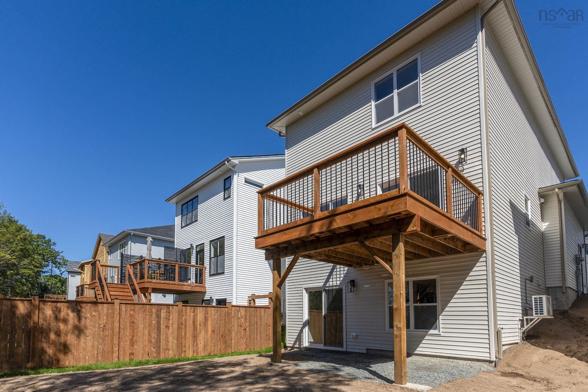 $744,900.00: PC-38 45 Pearlgarden Close, Dartmouth