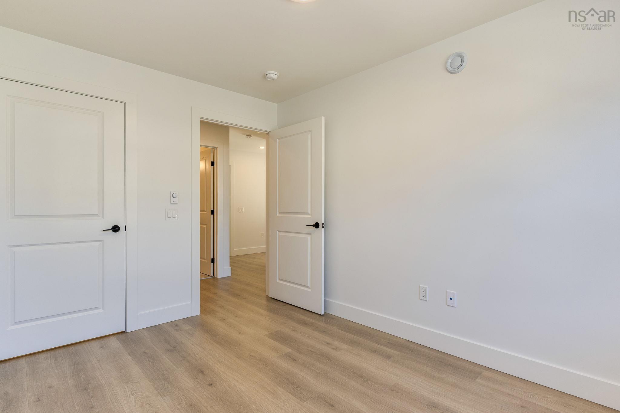 $744,900.00: PC-37 49 Pearlgarden Close, Dartmouth