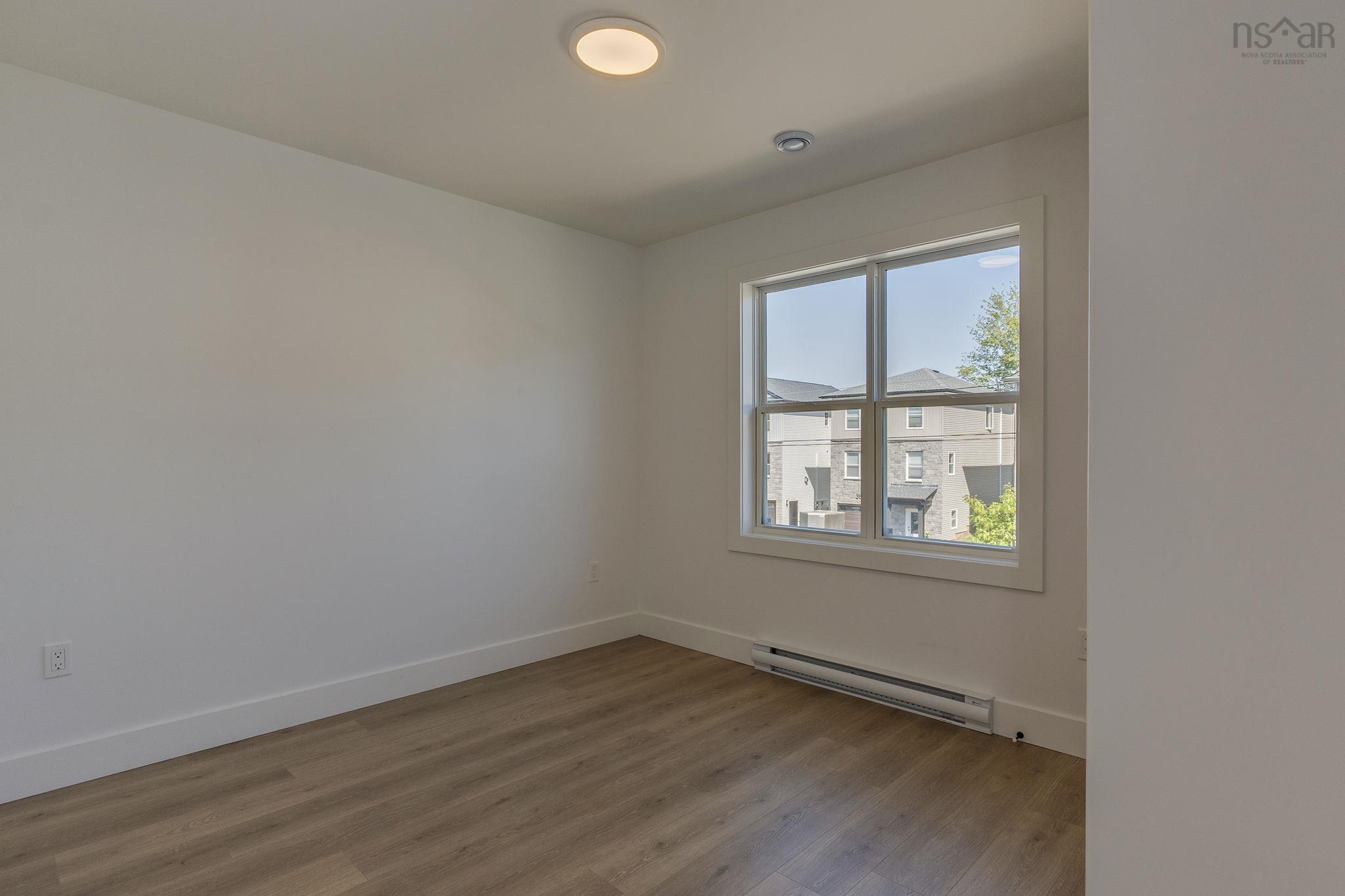 $744,900.00: PC-37 49 Pearlgarden Close, Dartmouth