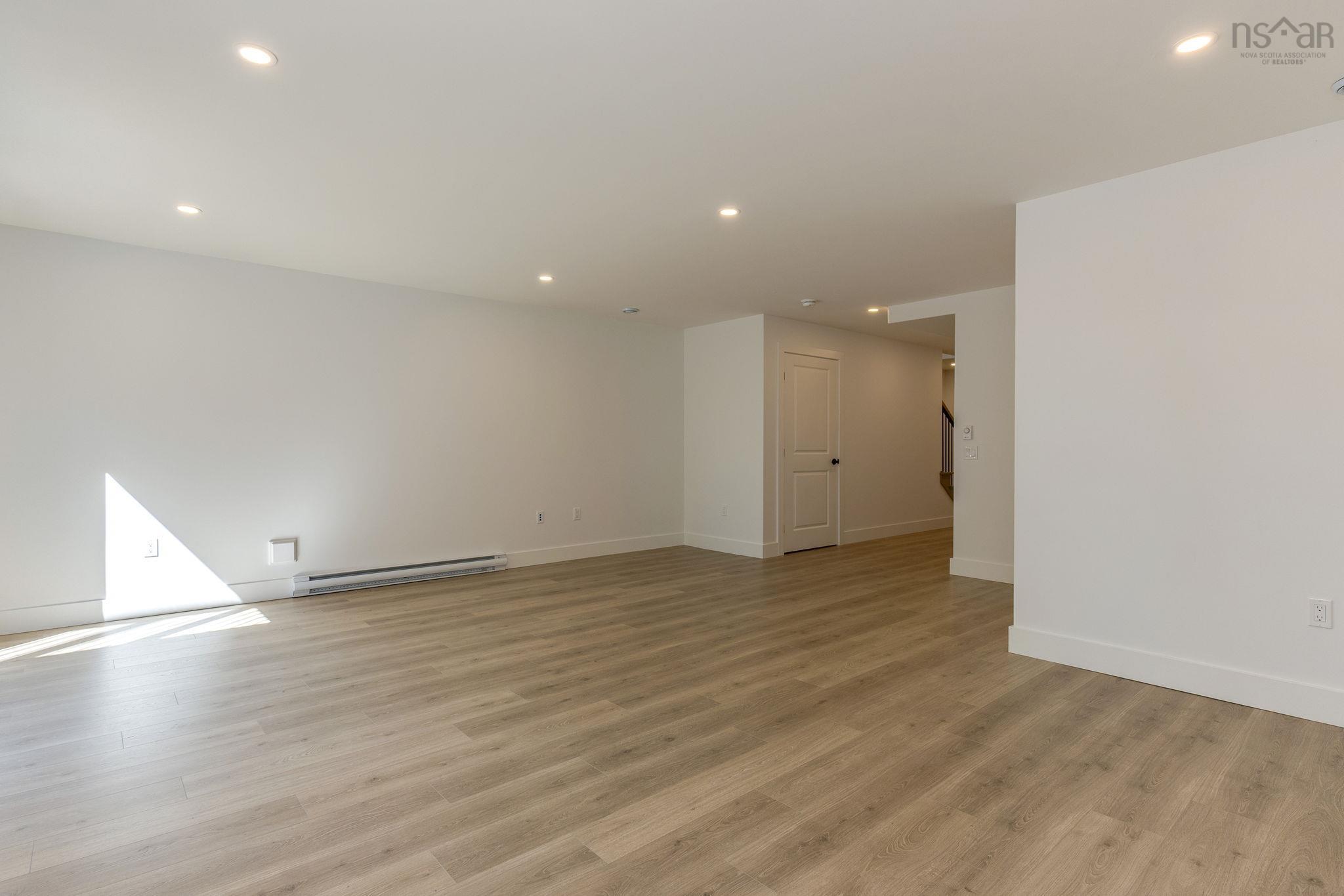 $744,900.00: PC-37 49 Pearlgarden Close, Dartmouth