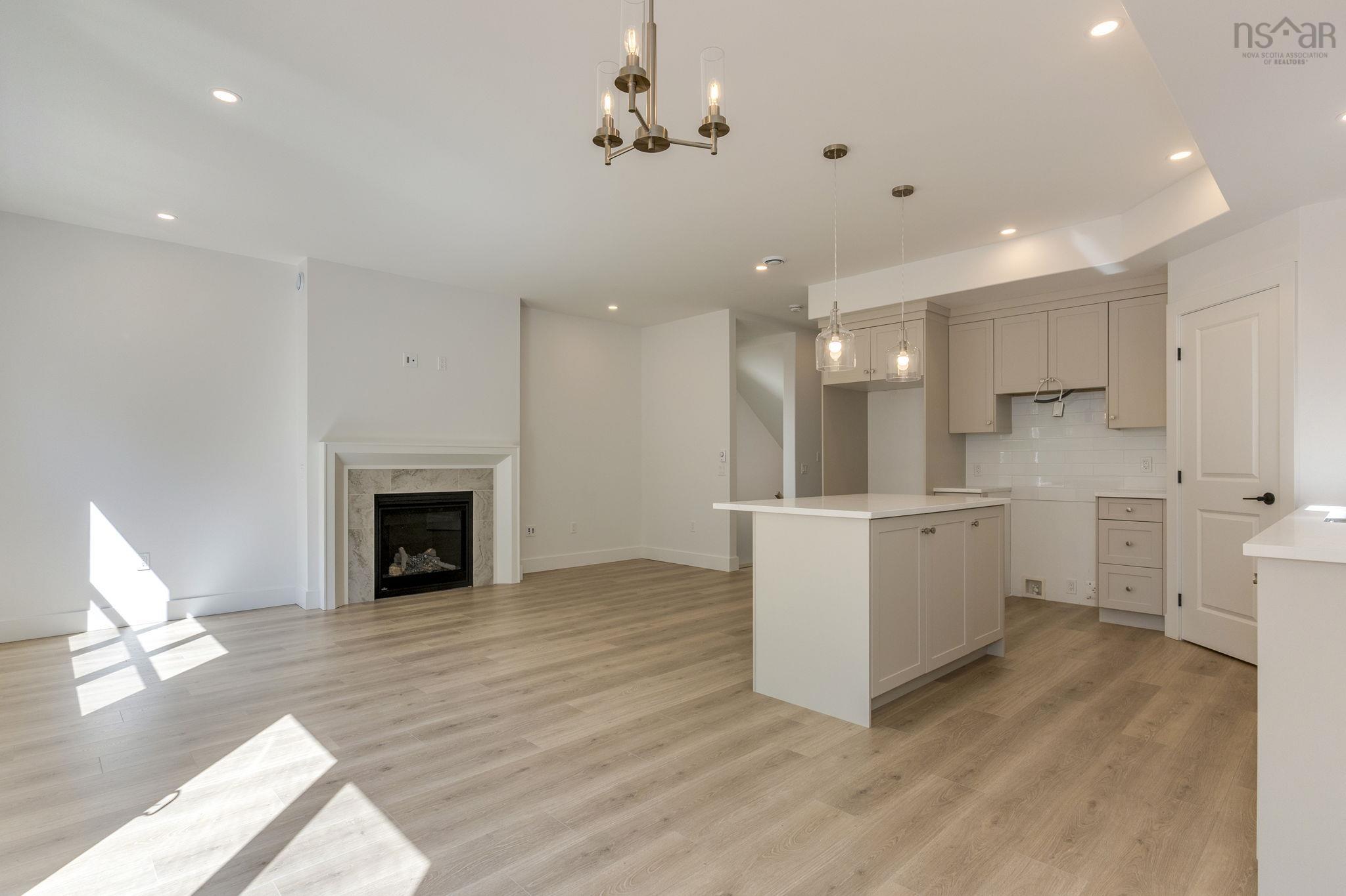 $744,900.00: PC-37 49 Pearlgarden Close, Dartmouth