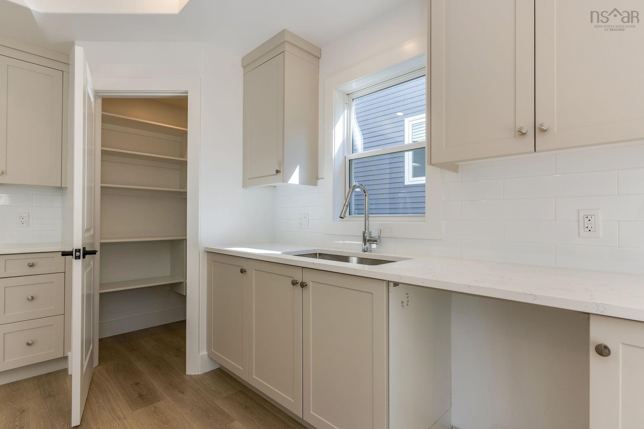 $744,900.00: PC-37 49 Pearlgarden Close, Dartmouth