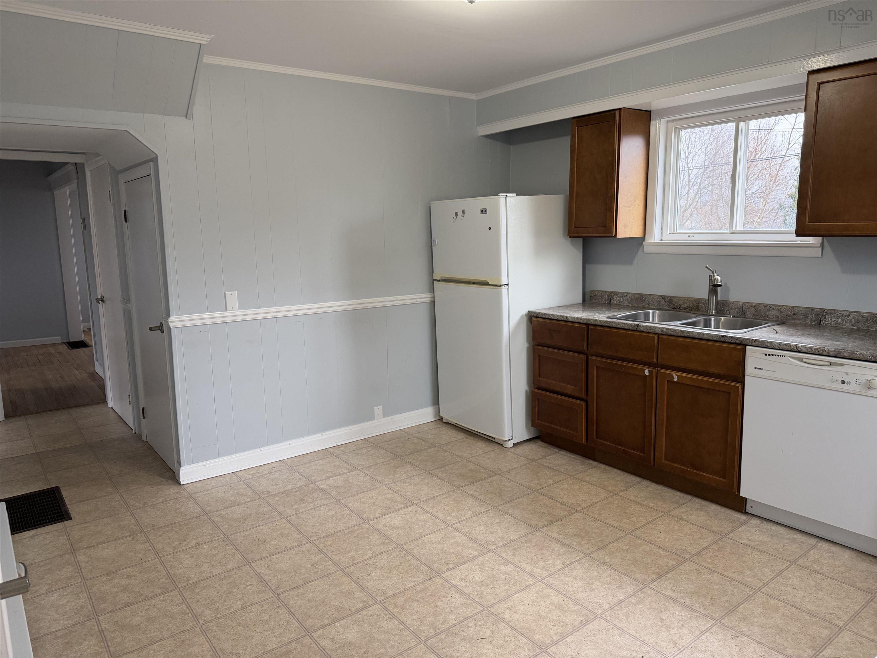 $234,900.00: 32 Emmanuel Street, Stellarton