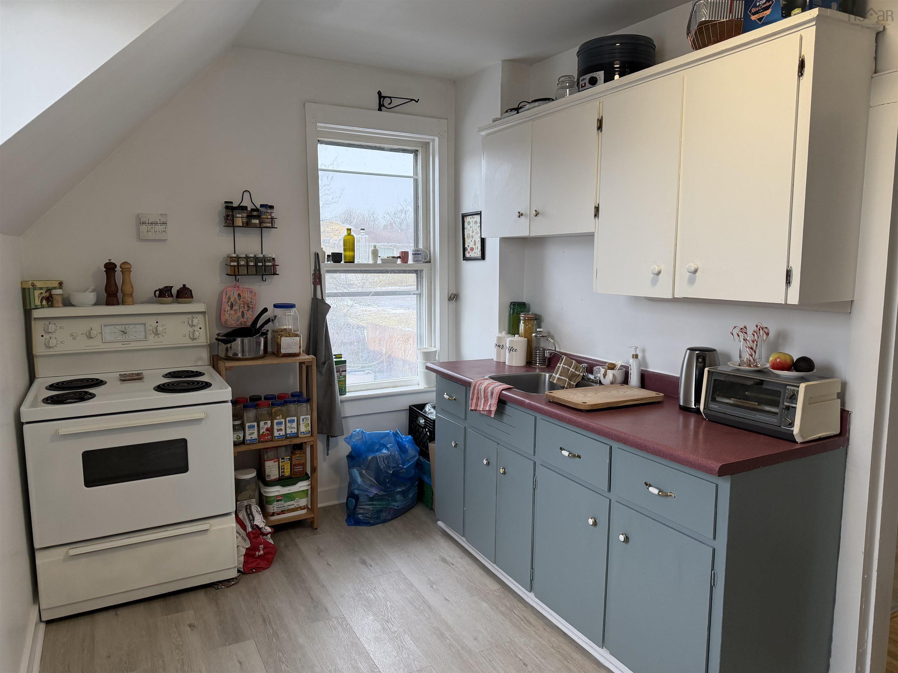 $234,900.00: 32 Emmanuel Street, Stellarton