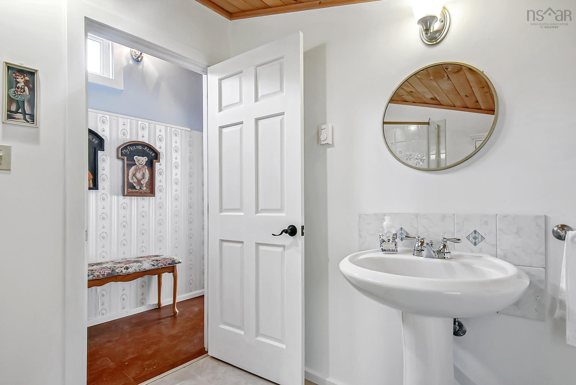 $375,000.00: 217 Hallamore Lane, Middle New Cornwall