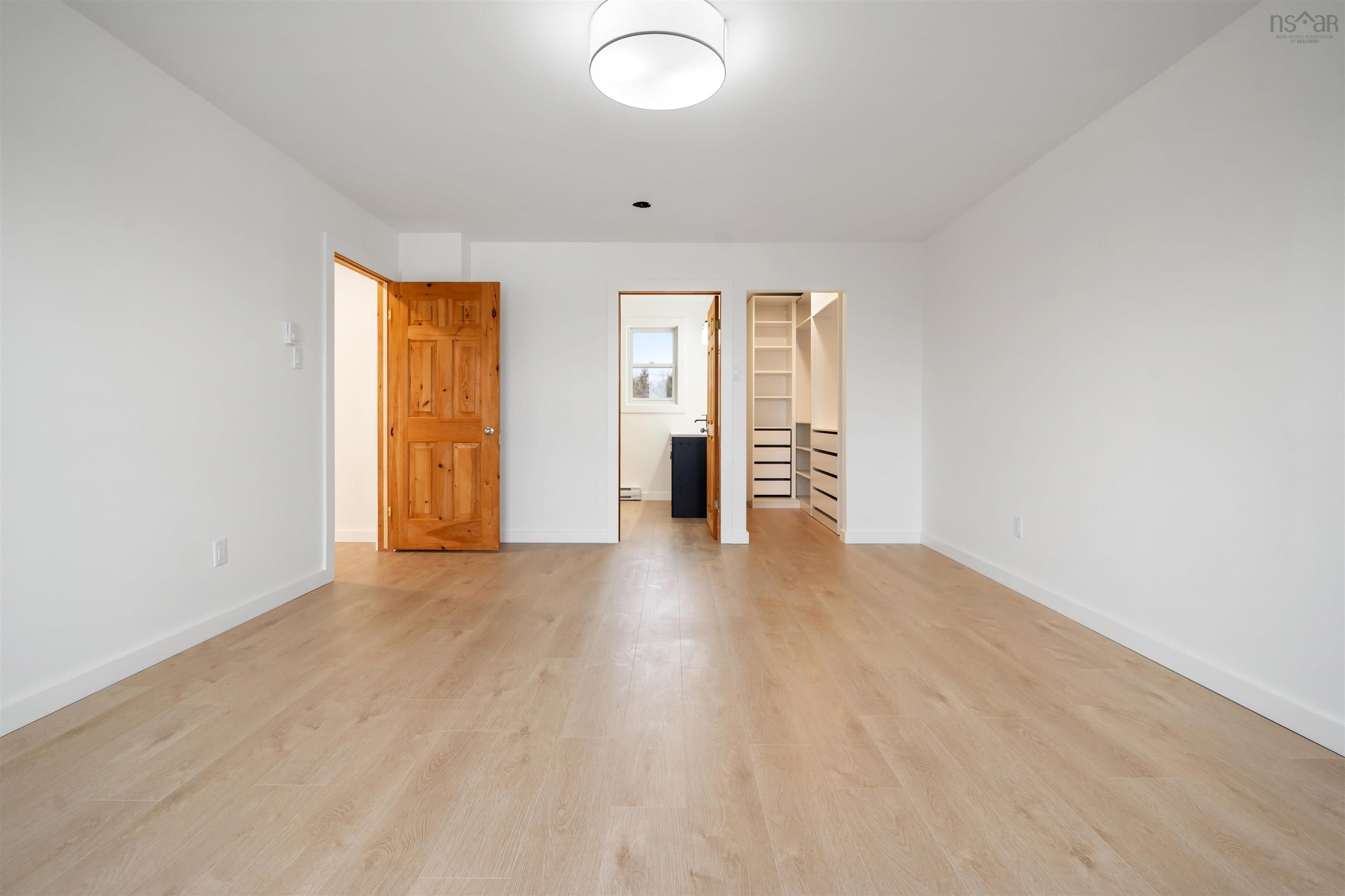 $559,900.00: 120 Old Hill Road, Sherbrooke