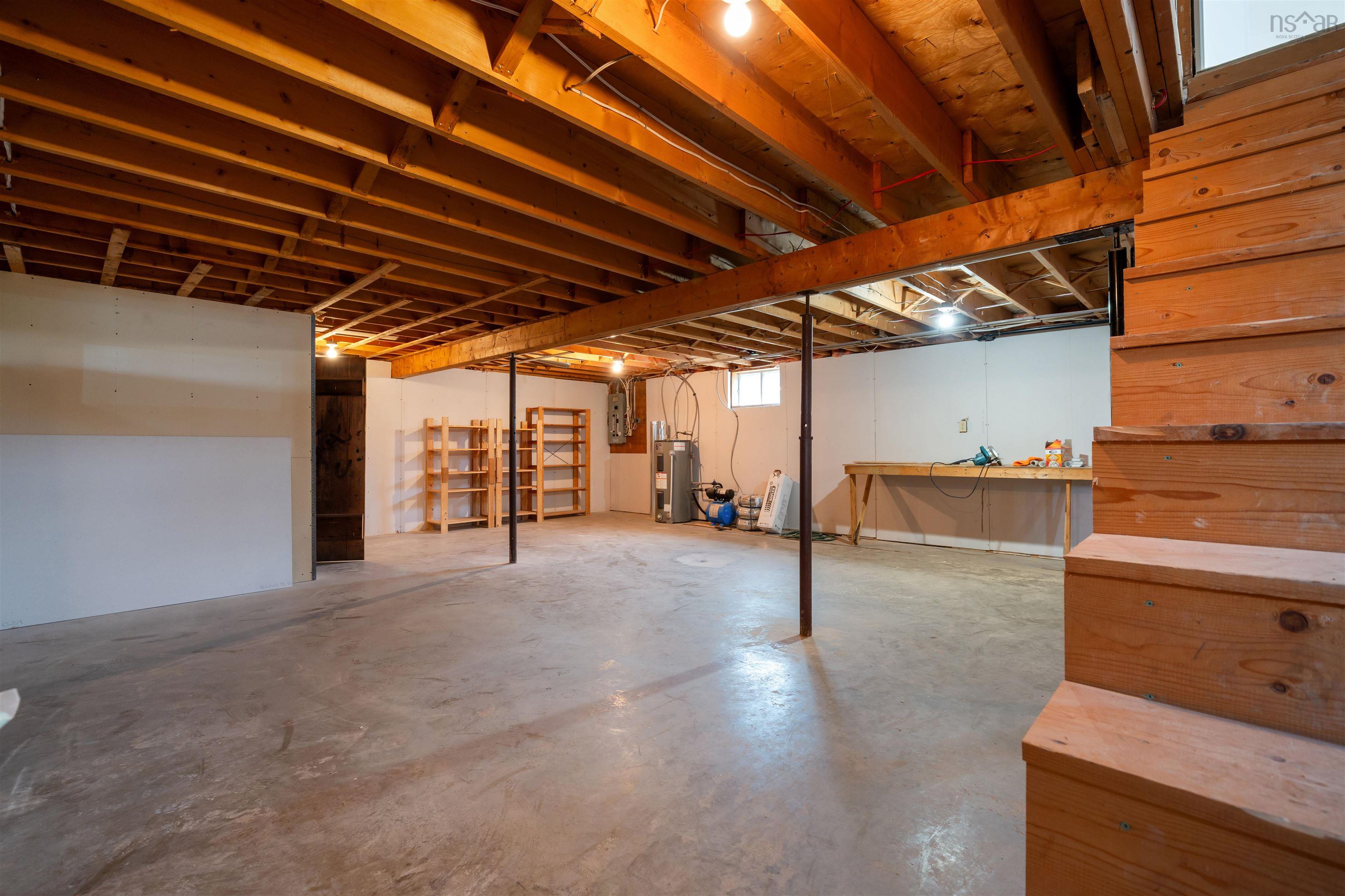 $559,900.00: 120 Old Hill Road, Sherbrooke