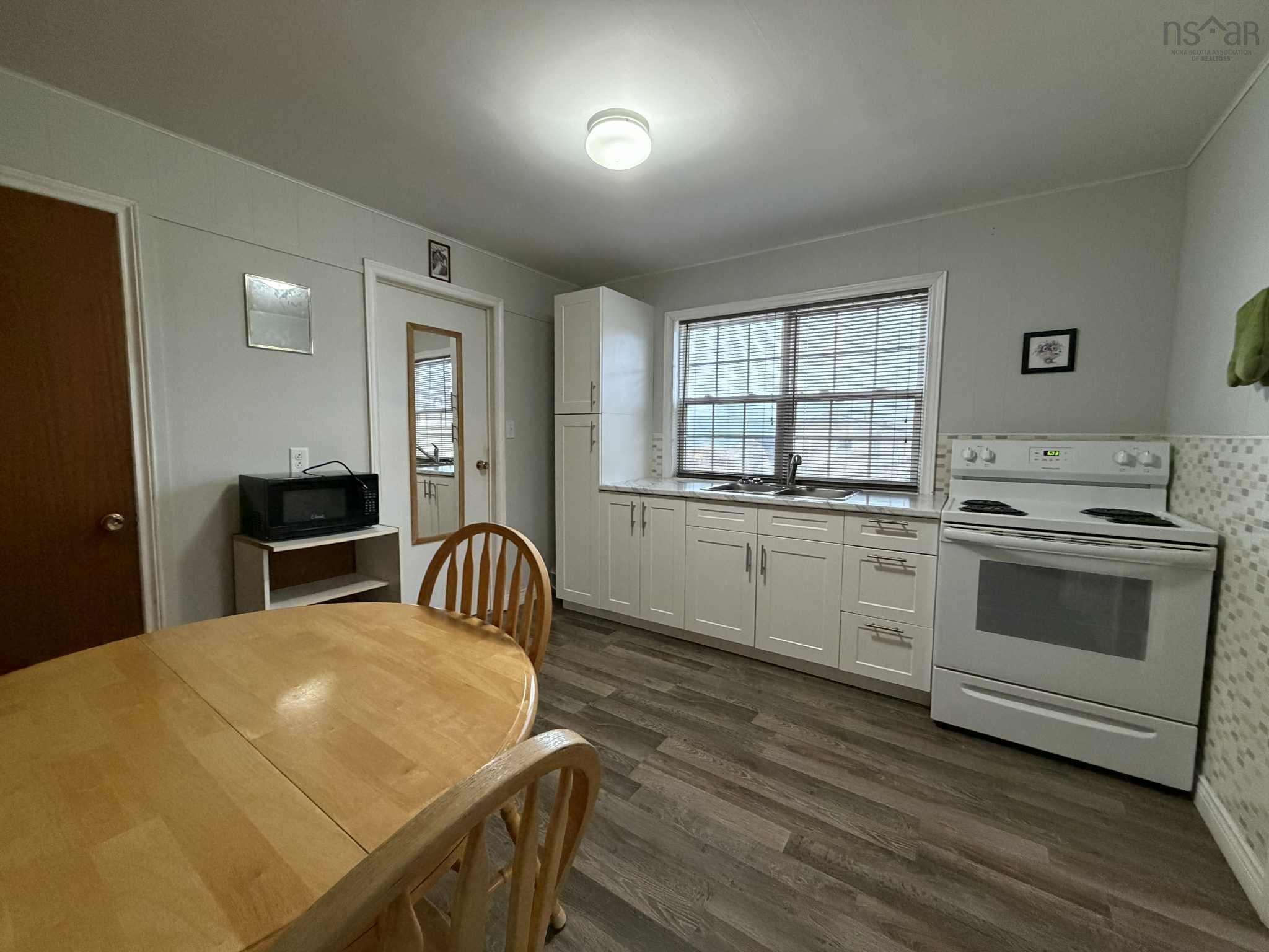 $189,000.00: 15479 Cabot Trail, Chéticamp