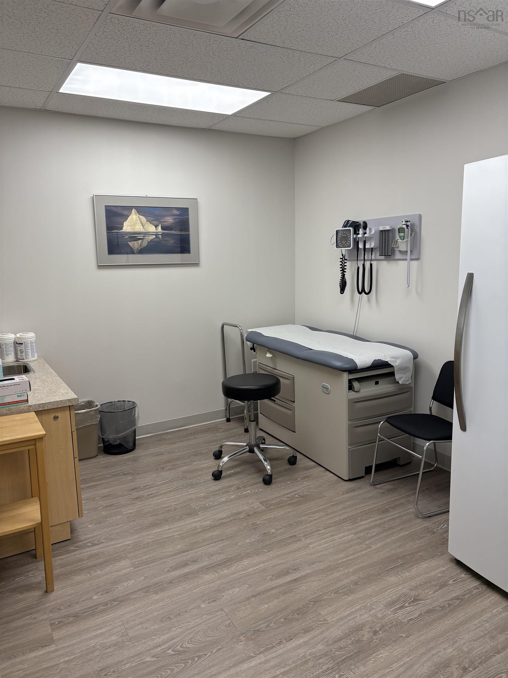 805 5991 Spring Garden Road, Halifax, NS (MLS 202601031)