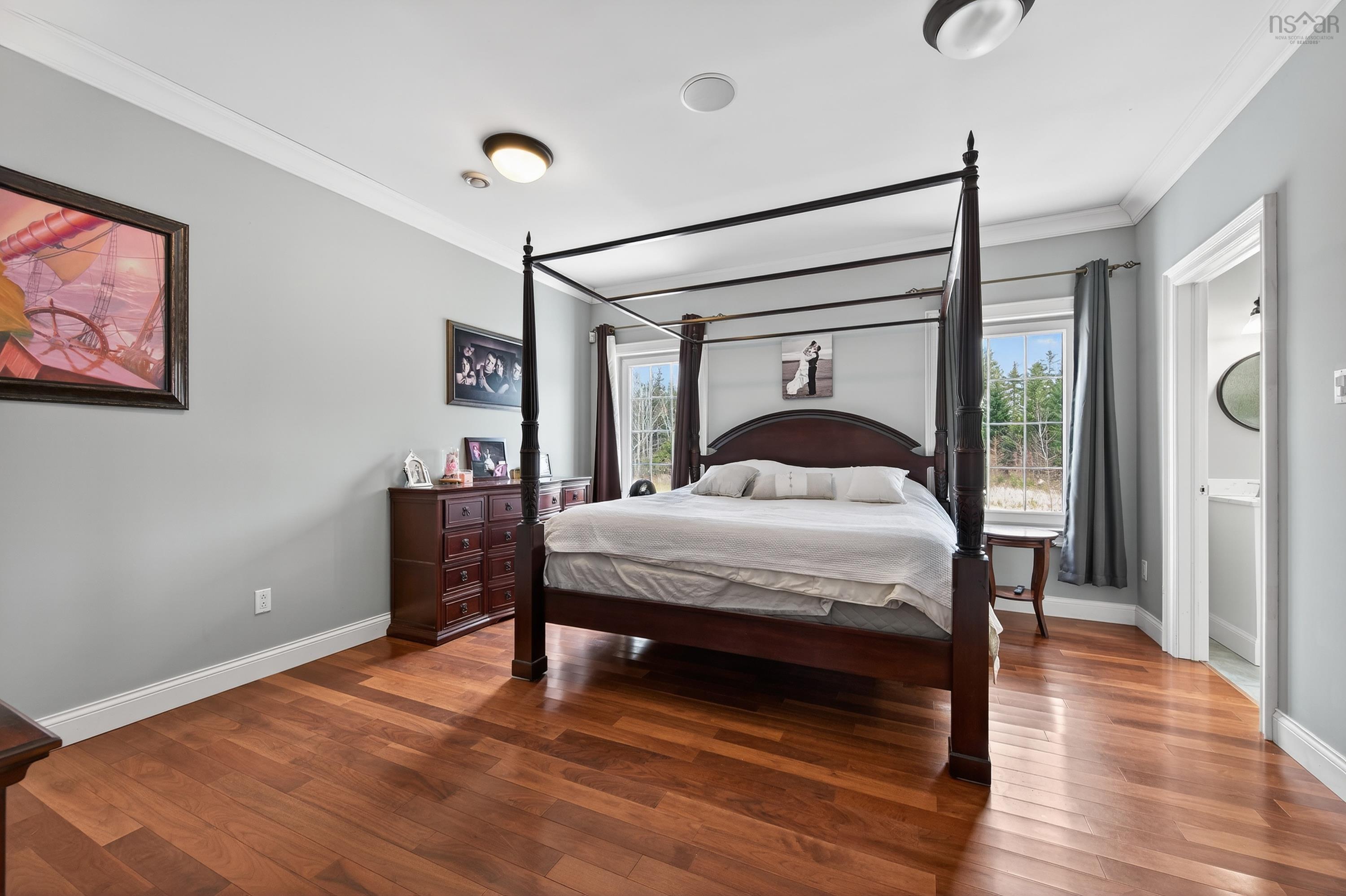 $599,900.00: 127 Aspen Grove    Howie Center, Sydney River