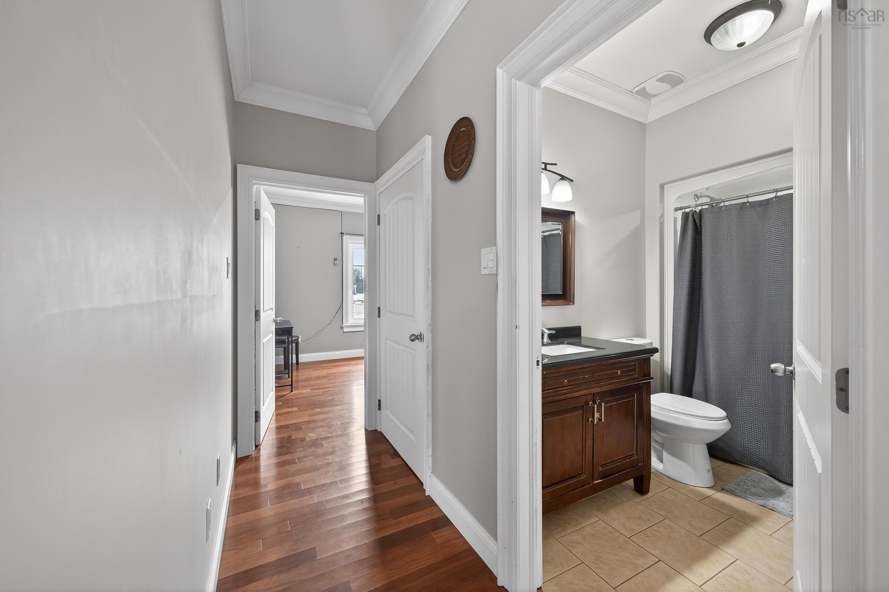 $599,900.00: 127 Aspen Grove    Howie Center, Sydney River