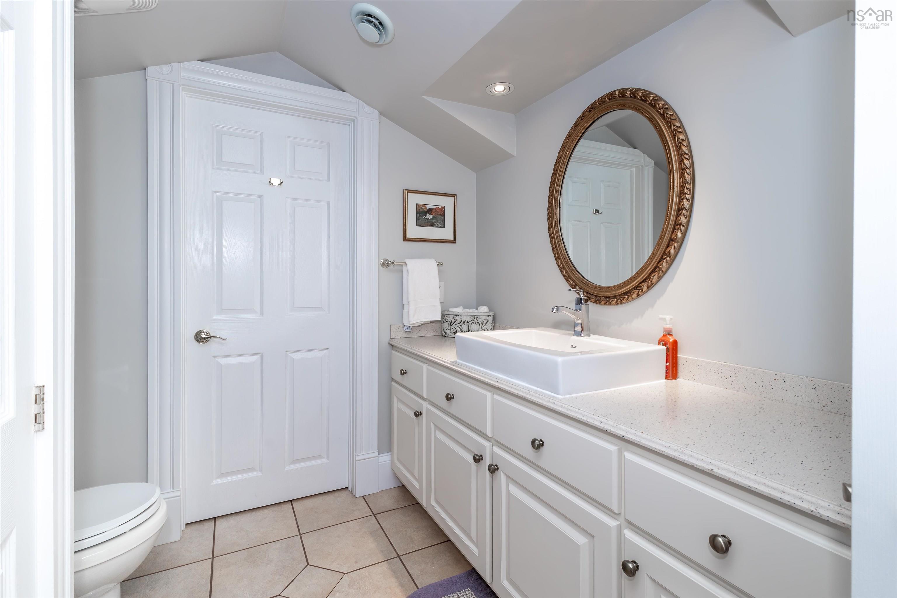 $1,598,000.00: 8805 Highway 105 Baddeck Inlet Highway, Baddeck Inlet