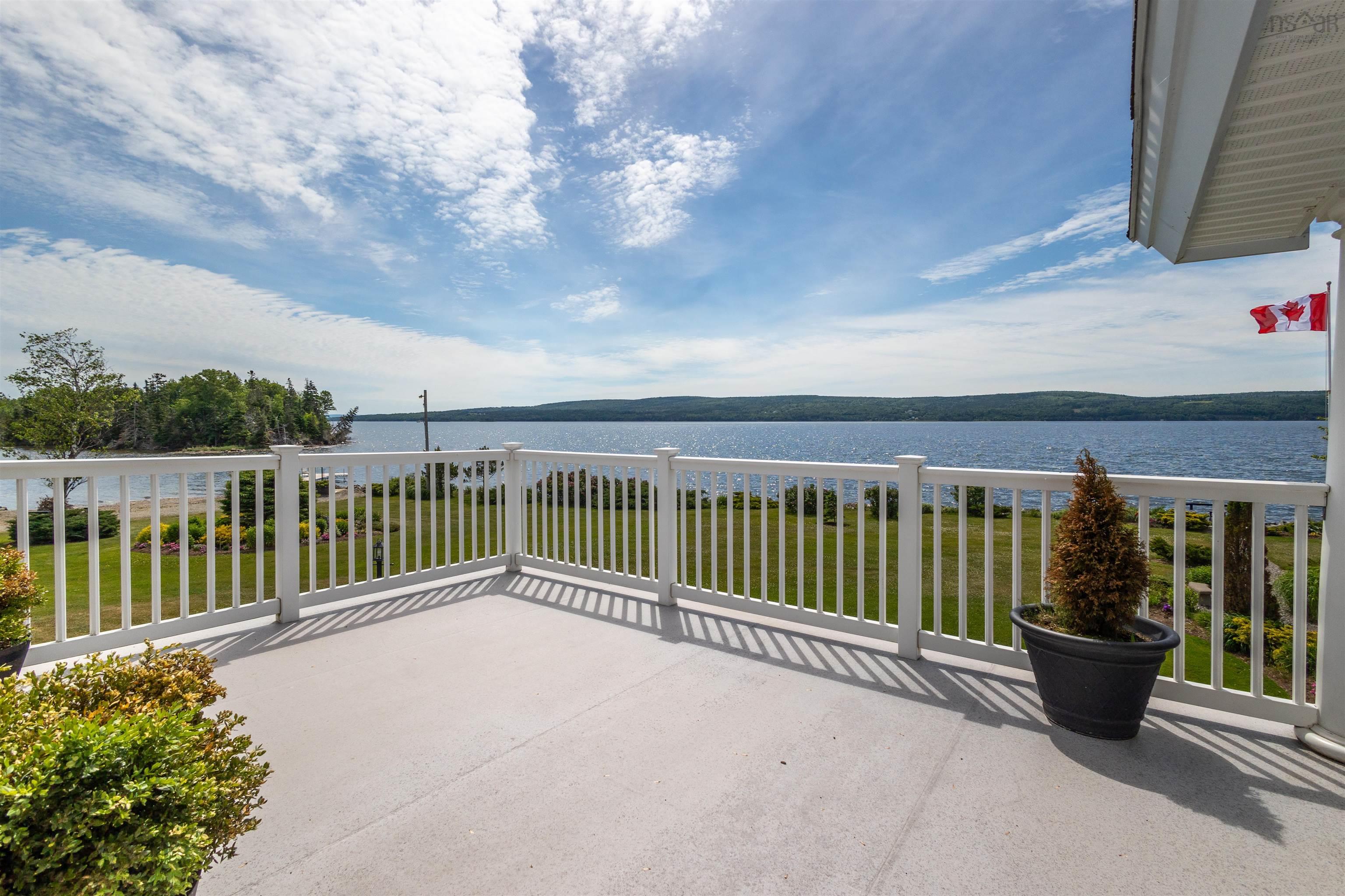$1,598,000.00: 8805 Highway 105 Baddeck Inlet Highway, Baddeck Inlet