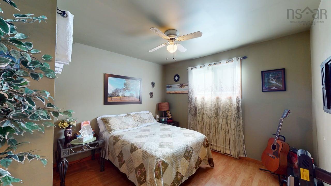 $289,900.00: 13844 NS-4, Aulds Cove