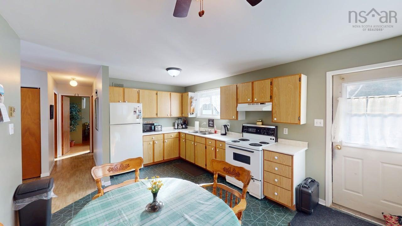 $289,900.00: 13844 NS-4, Aulds Cove