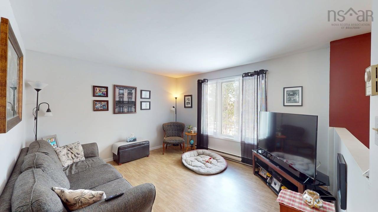 $289,900.00: 13844 NS-4, Aulds Cove