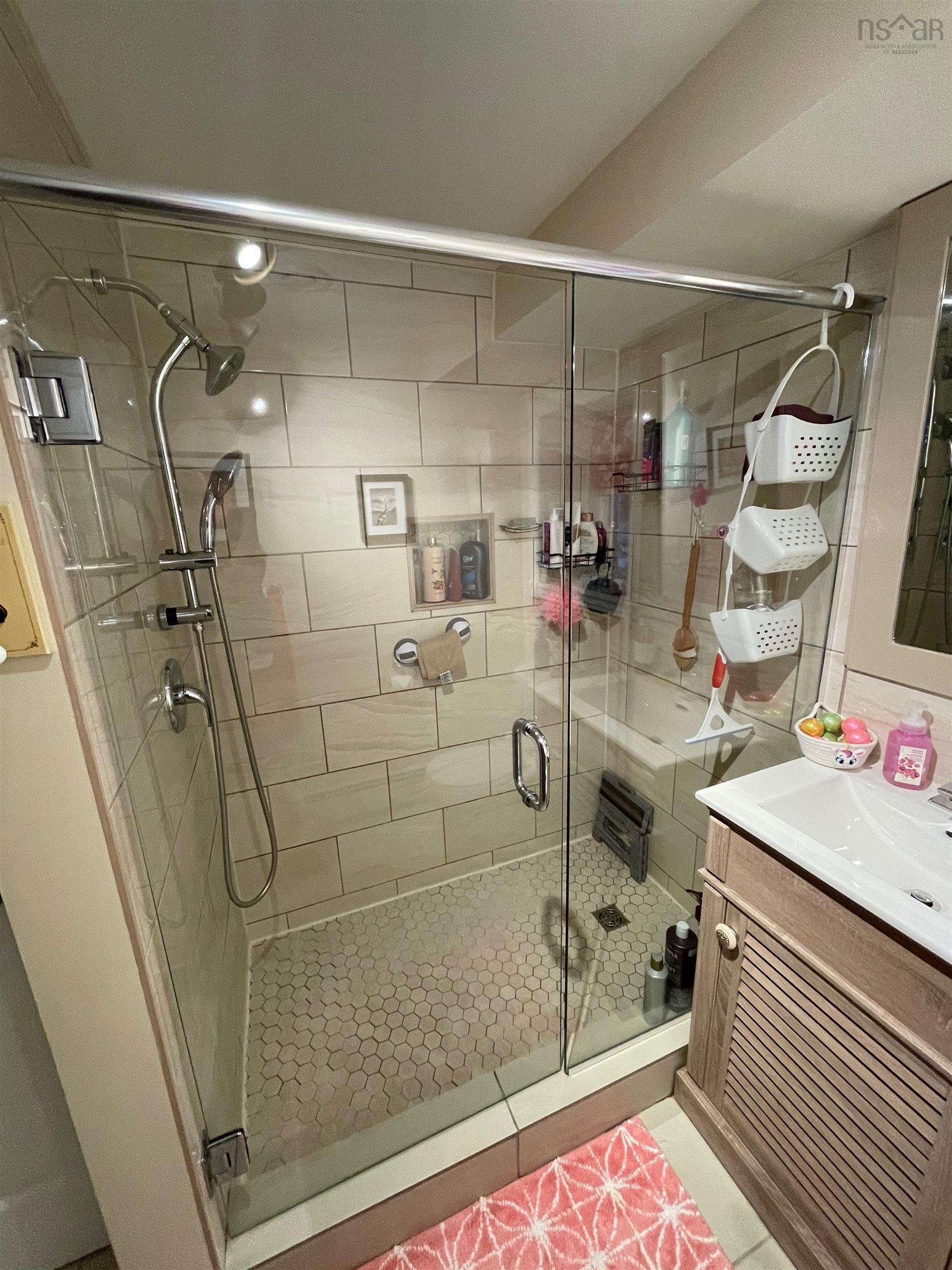 $295,000.00: 169 Fairhaven Drive, Sydney