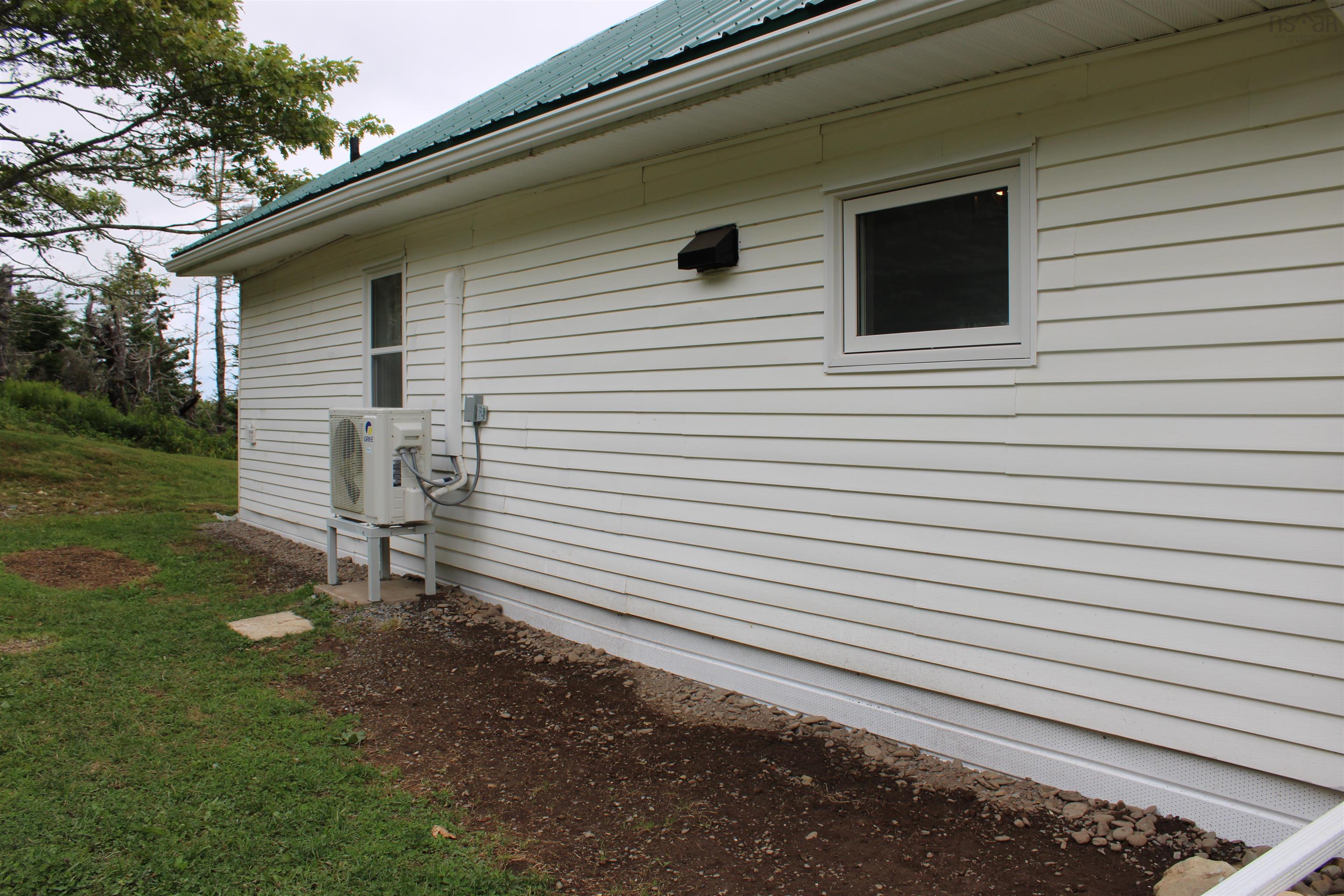 $142,500.00: 5067 #7 Highway, Liscomb