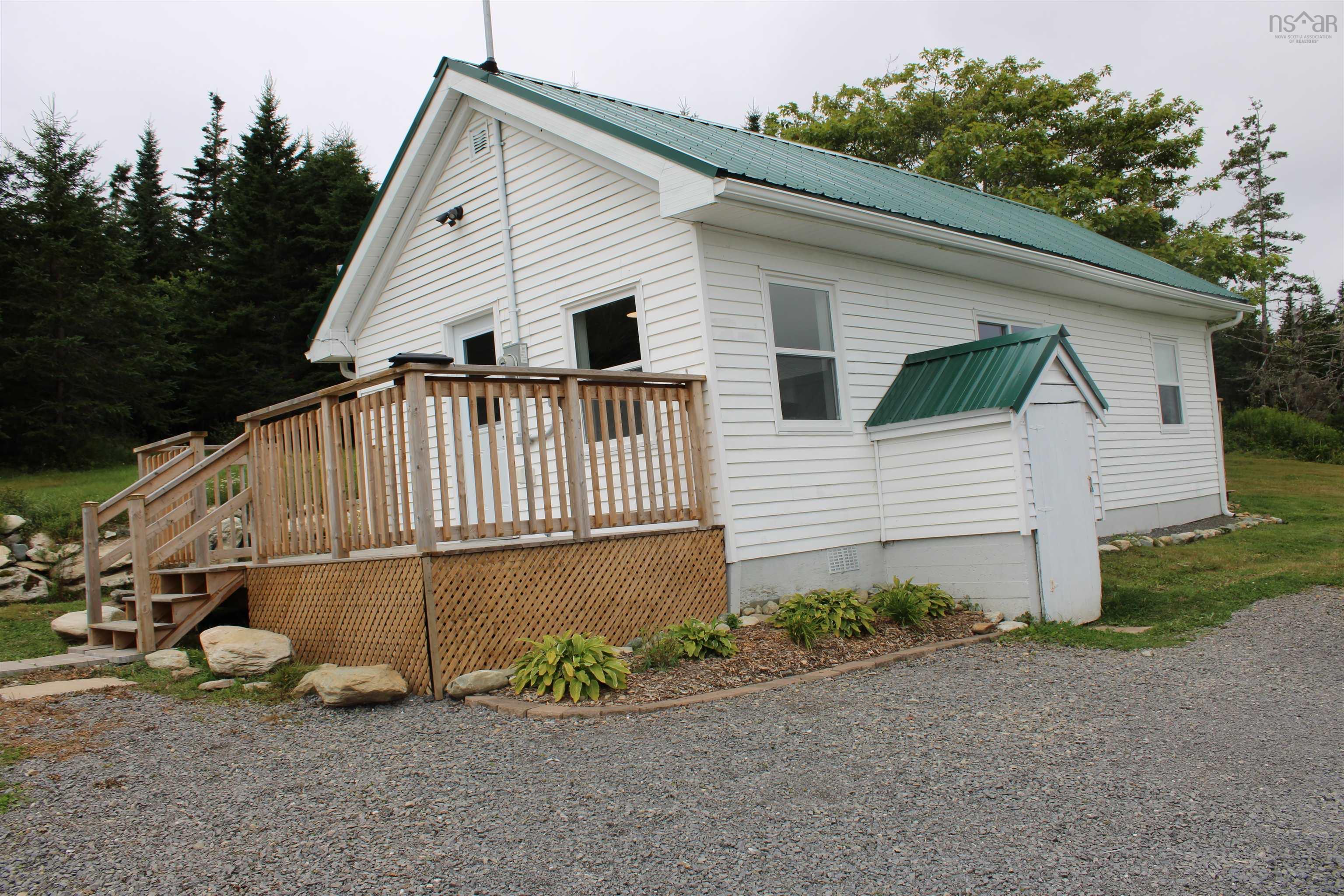 $142,500.00: 5067 #7 Highway, Liscomb