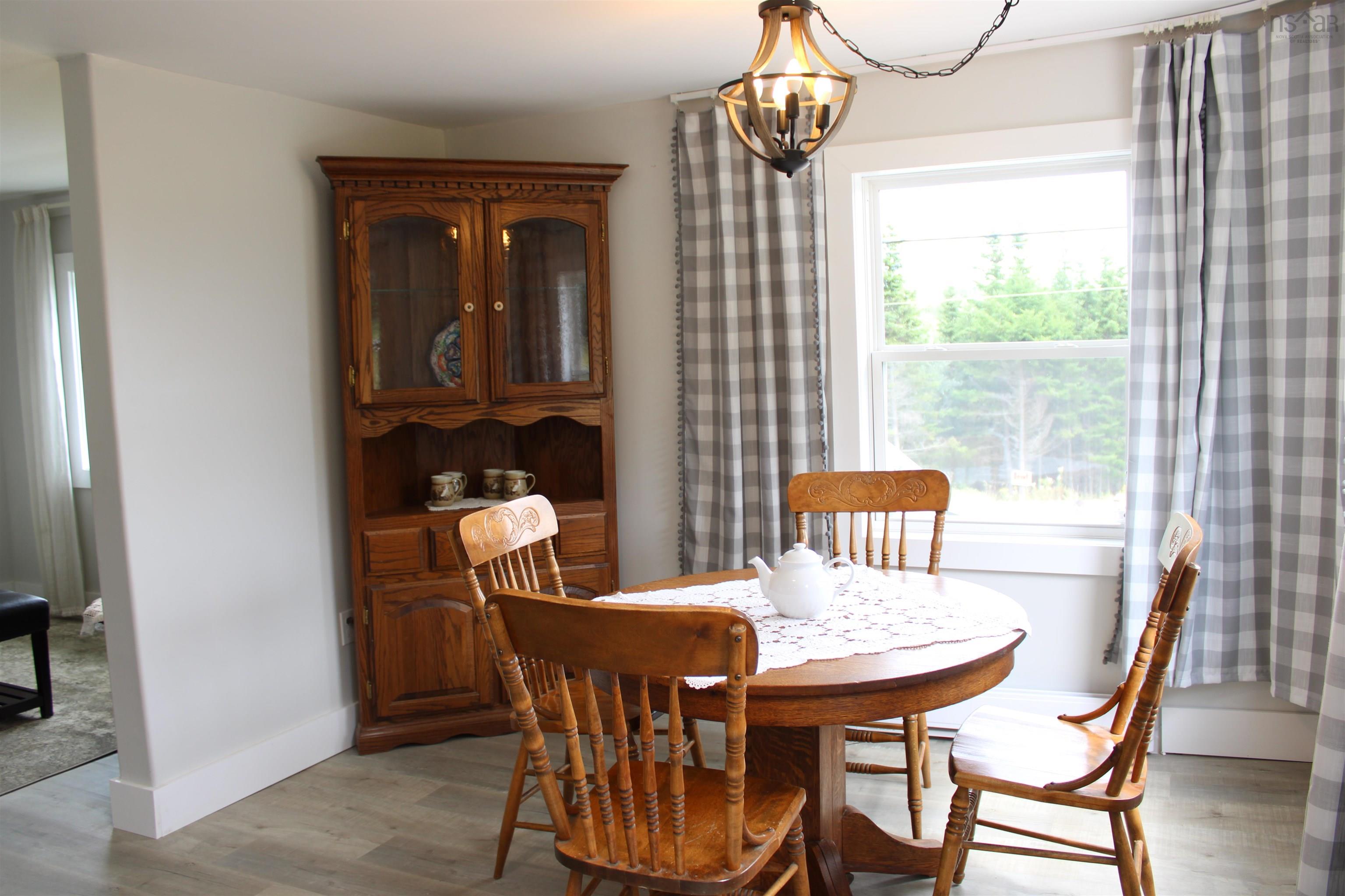 $142,500.00: 5067 #7 Highway, Liscomb