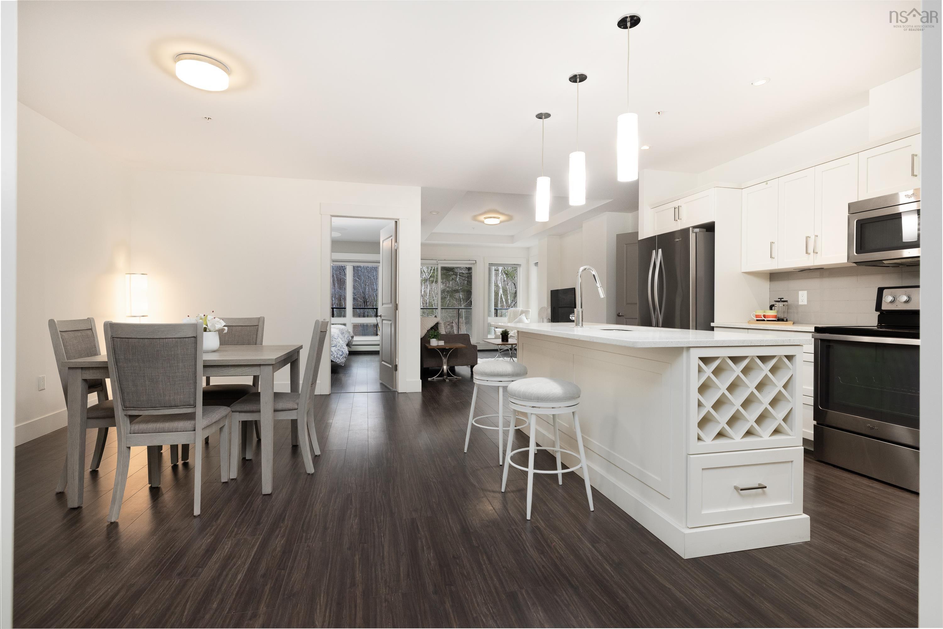 $574,900.00: 302 267 Gary Martin Drive, Bedford