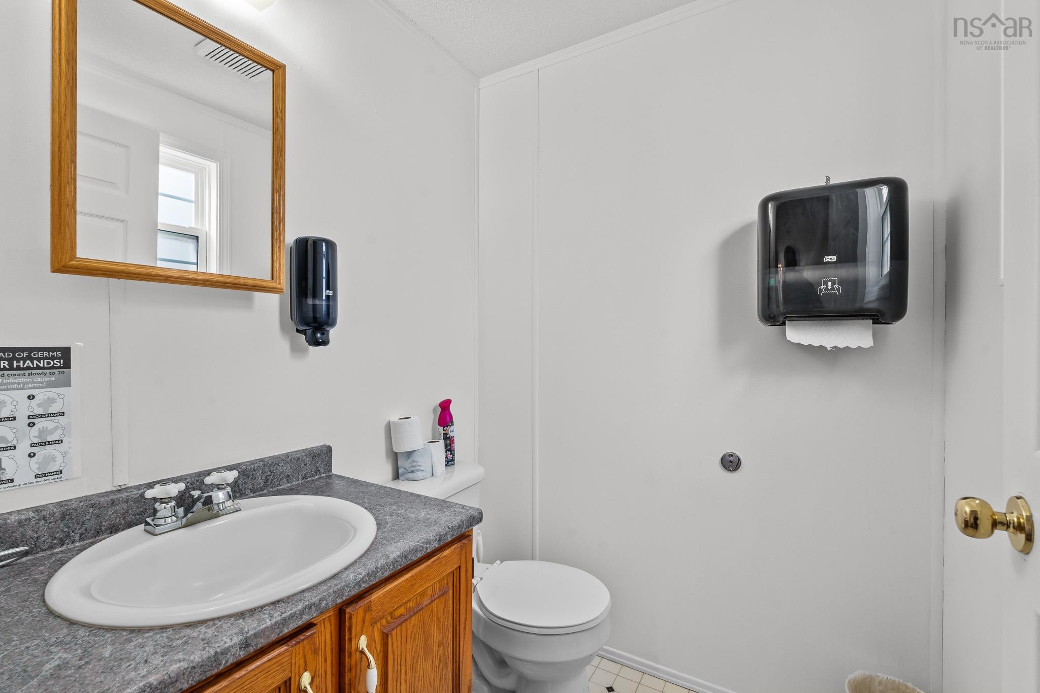 $950,000.00: 8979 Route 201 Highway, Nictaux