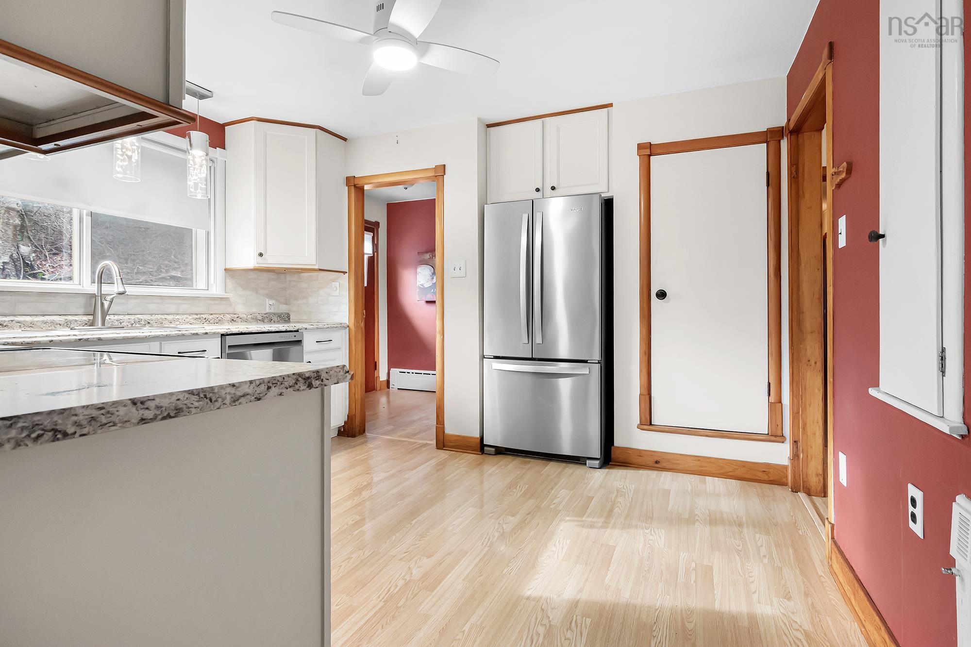 $519,500.00: 4 Harris Road, Dartmouth