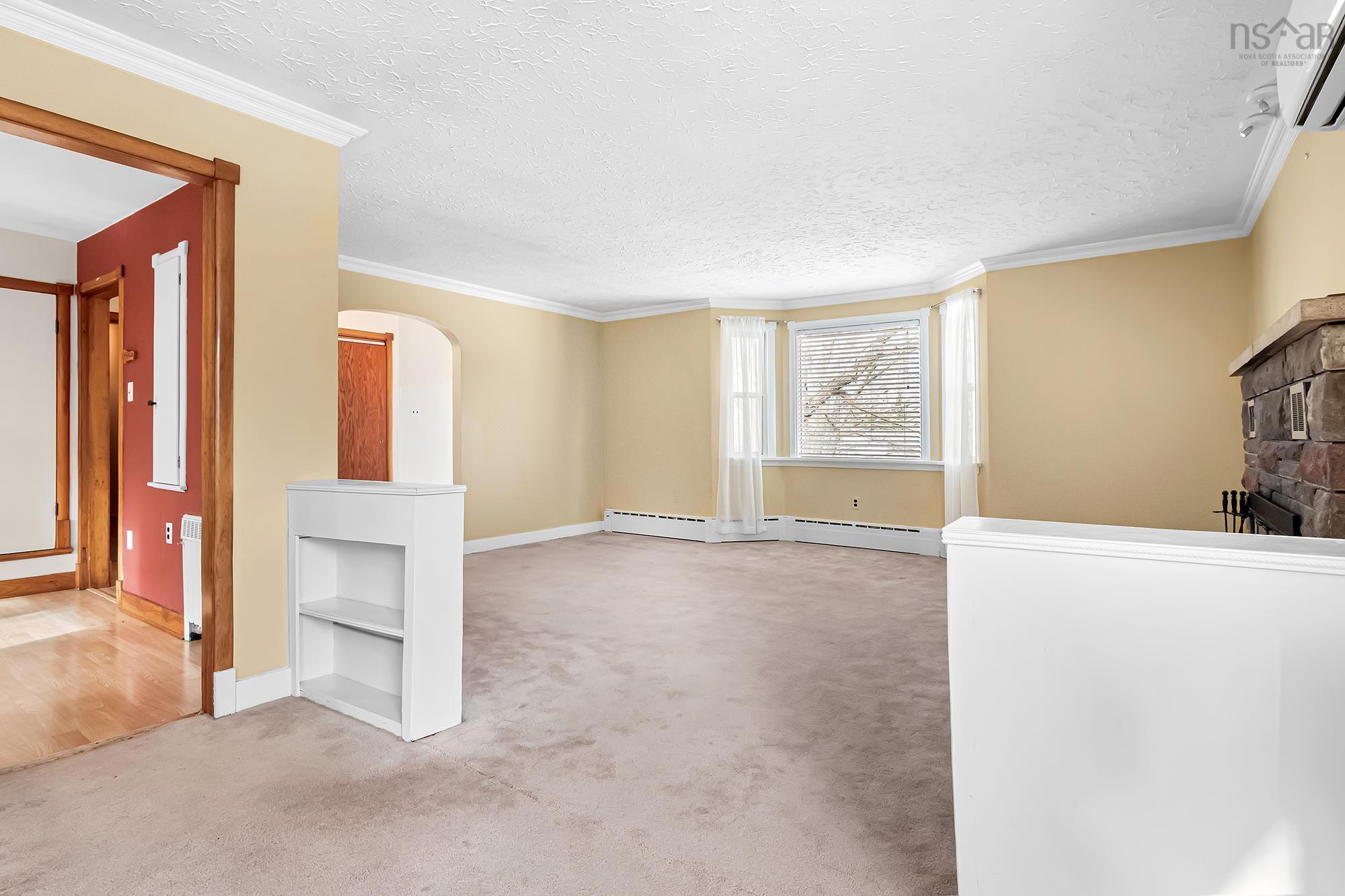 $519,500.00: 4 Harris Road, Dartmouth