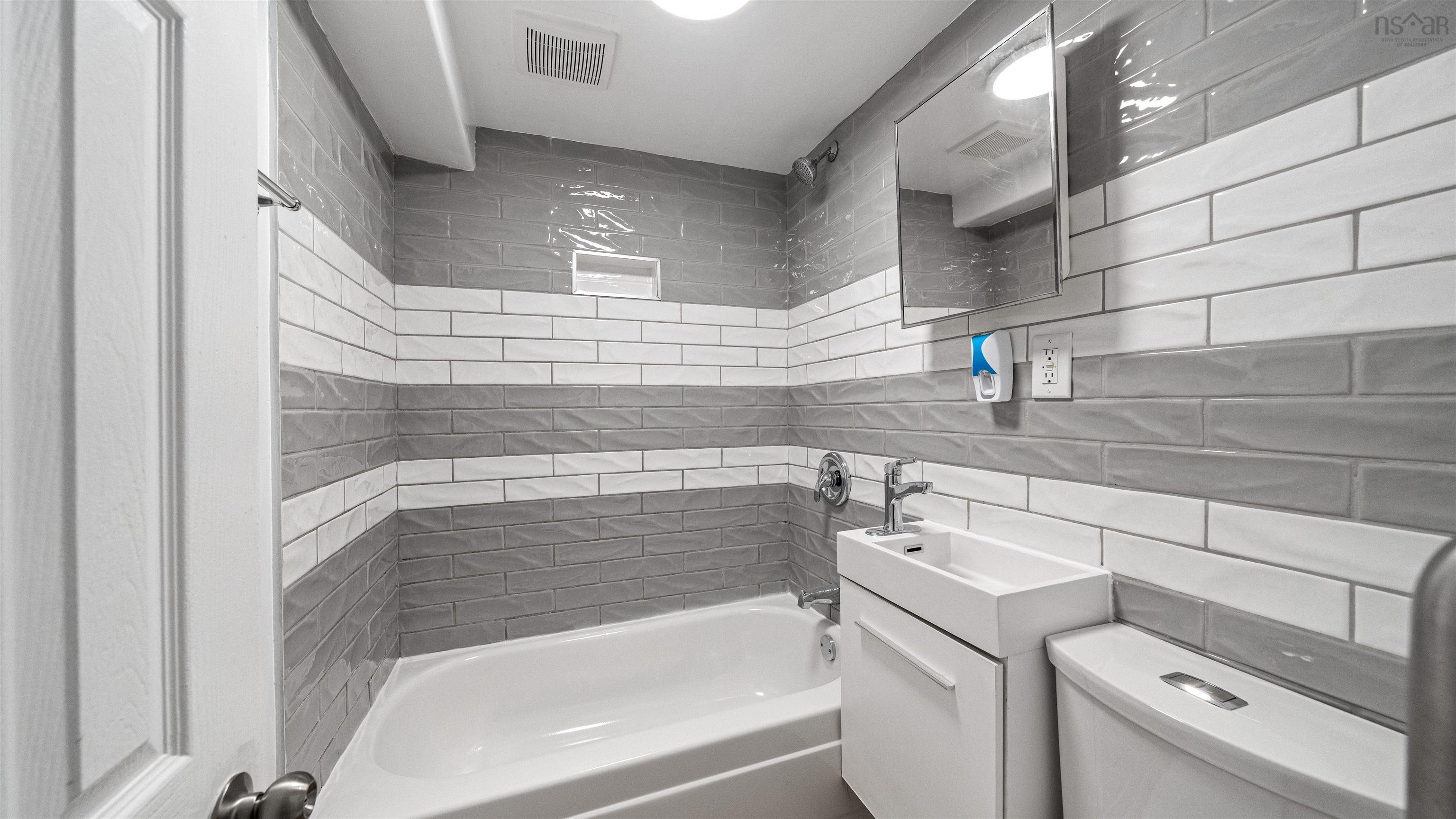 $1,199,900.00: 3175 Micmac Street, Halifax