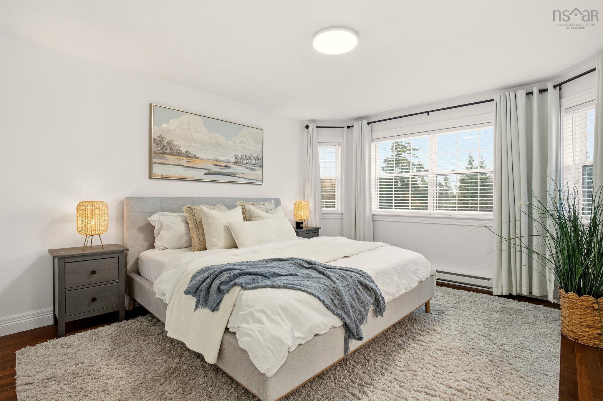 $595,000.00: 883 Mineville Road, Mineville