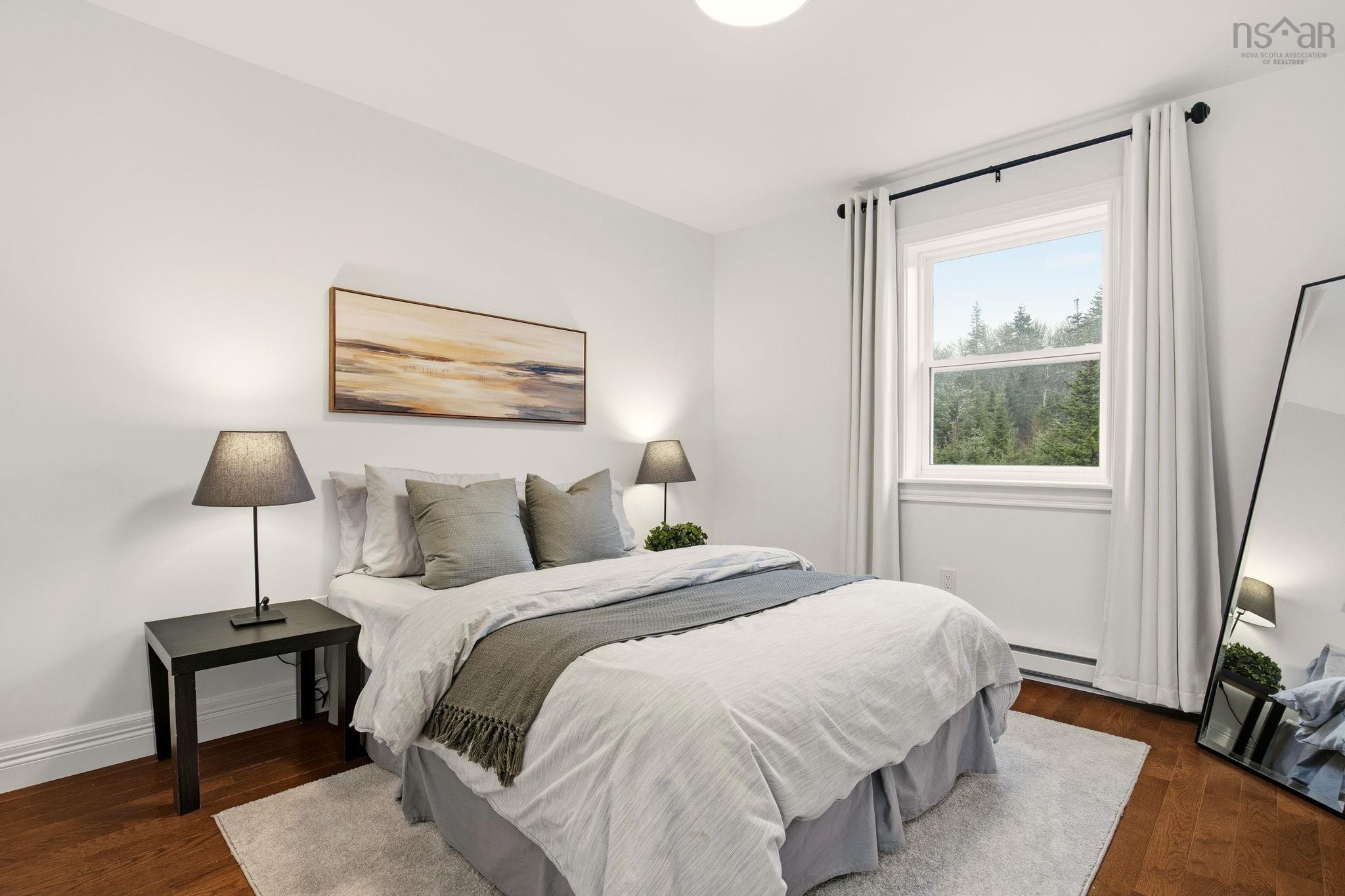 $595,000.00: 883 Mineville Road, Mineville