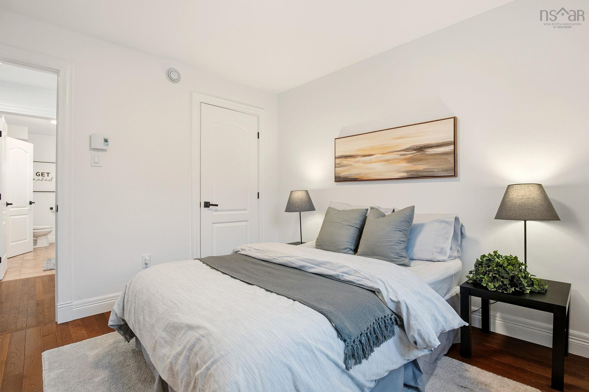 $595,000.00: 883 Mineville Road, Mineville