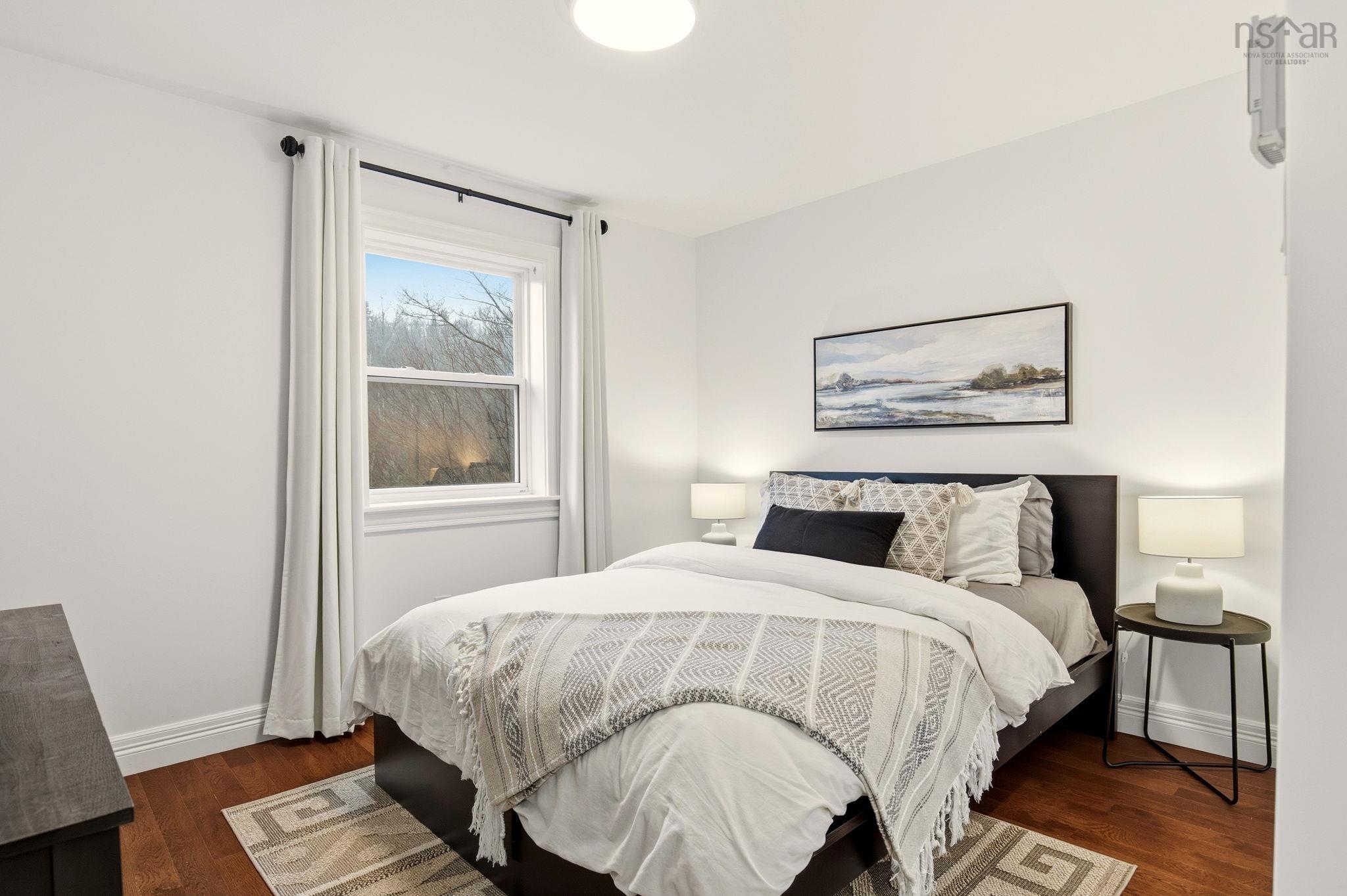 $595,000.00: 883 Mineville Road, Mineville